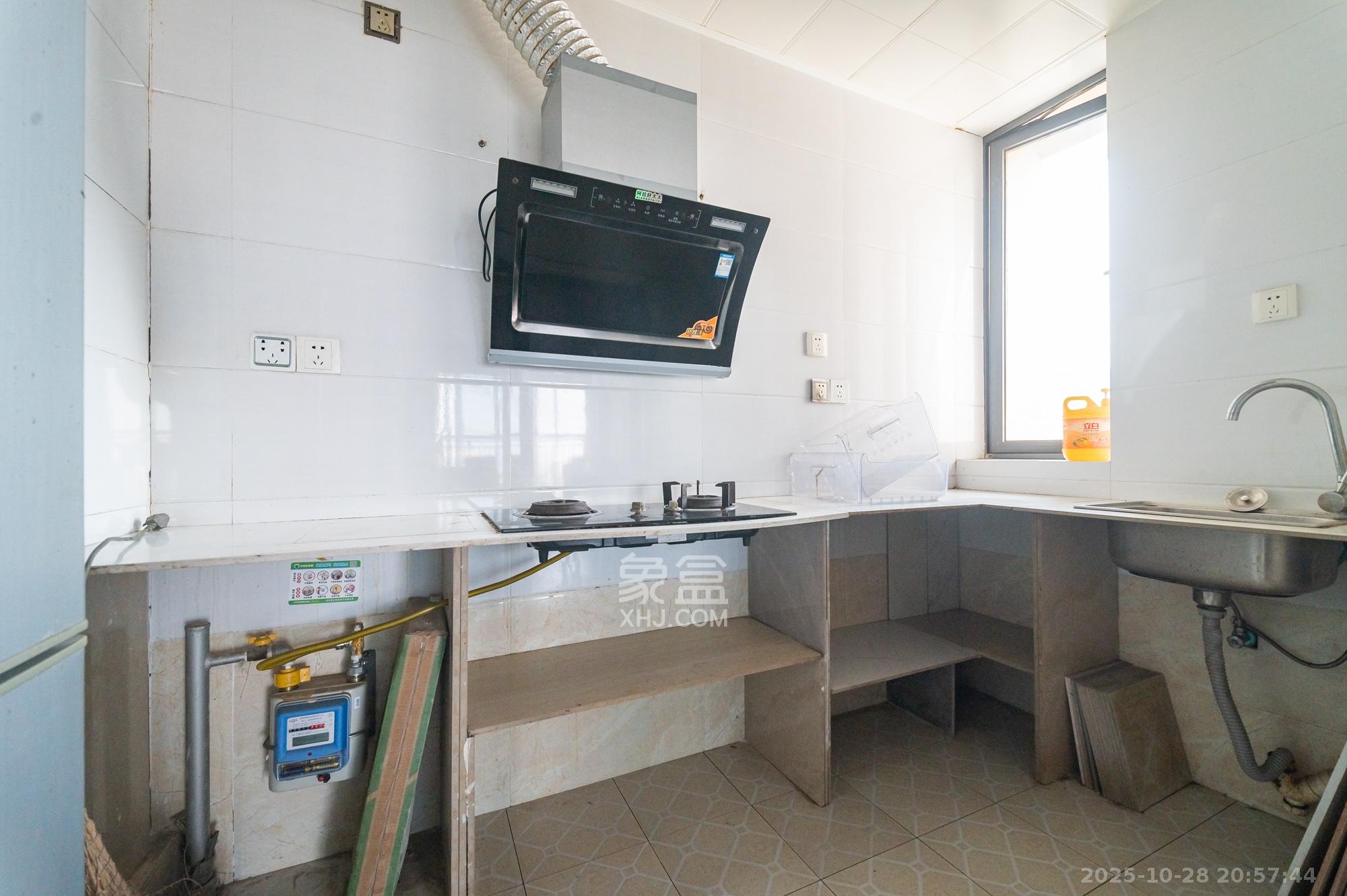 恒基凯旋门三期  3室2厅1卫    58.8万厨房