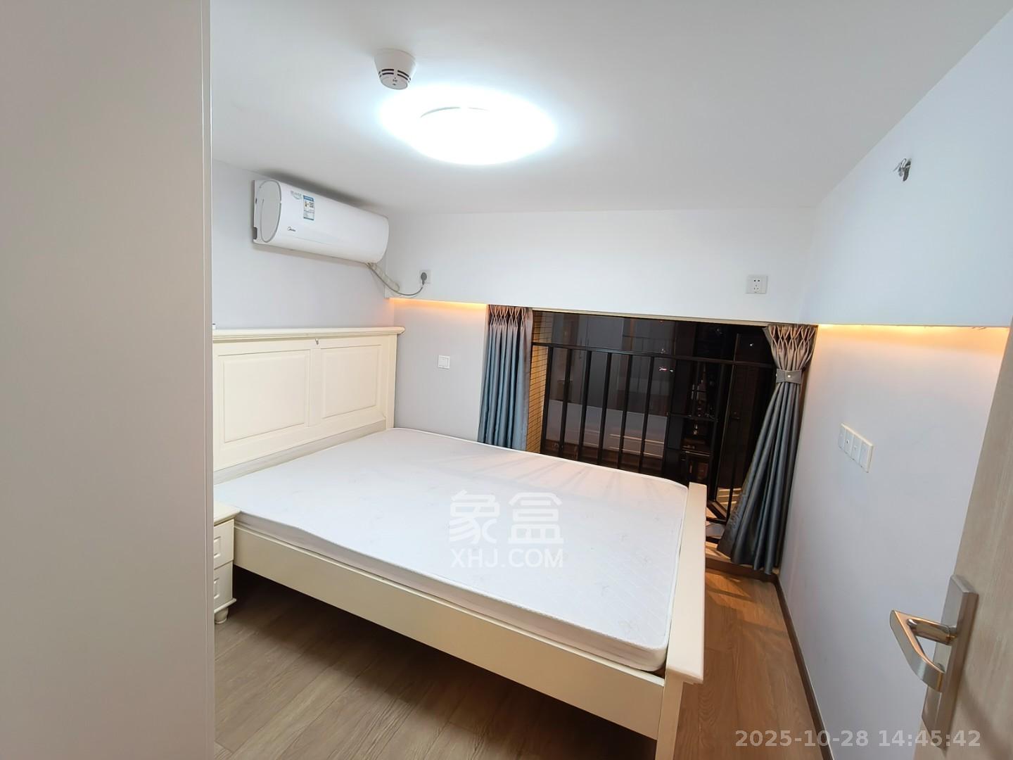 时代年华  2室1厅1卫    1600.0元/月室内图