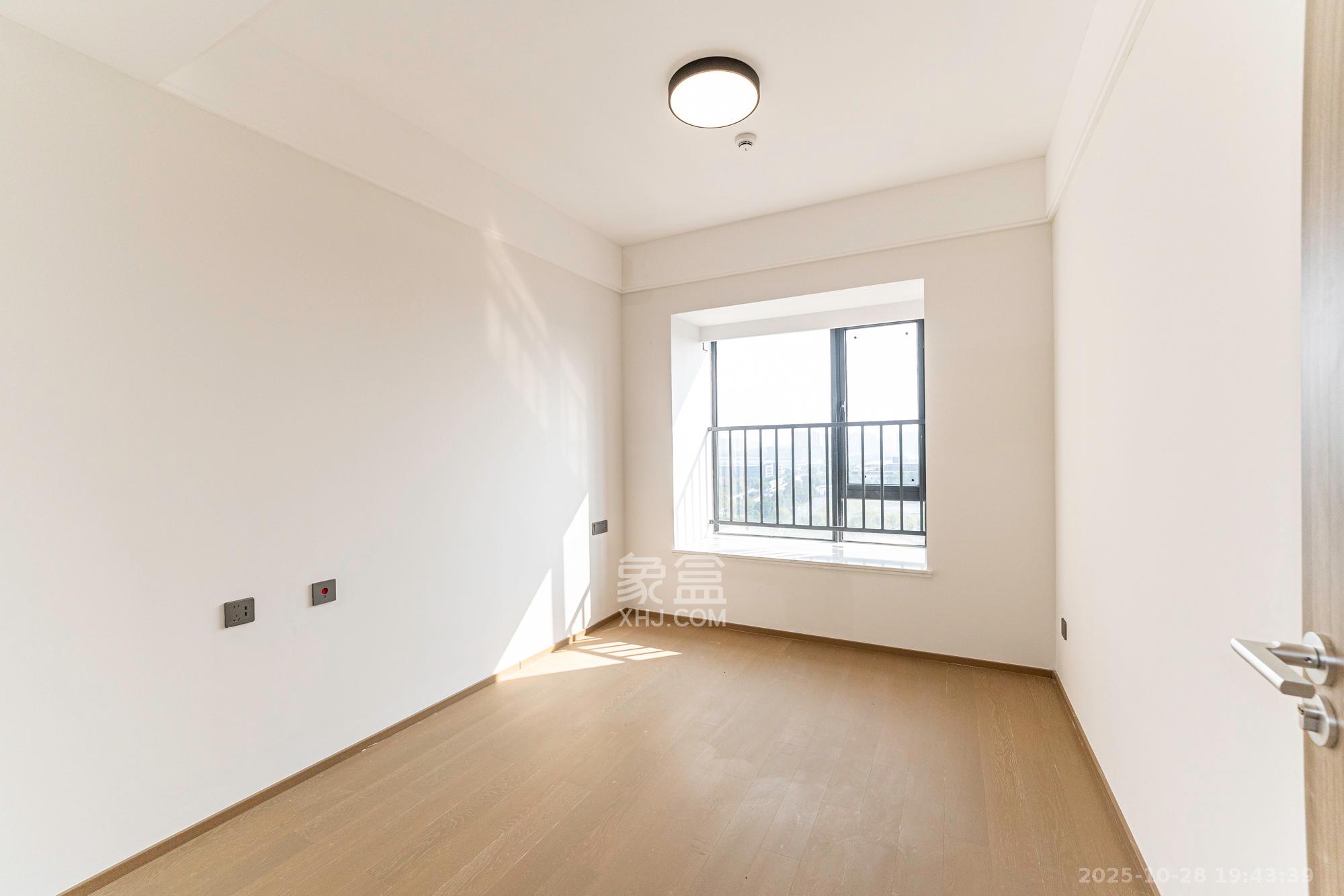 三一云谷 3室2厅2卫 118.0万 三一云谷 3室2厅2卫 118.0万卧室