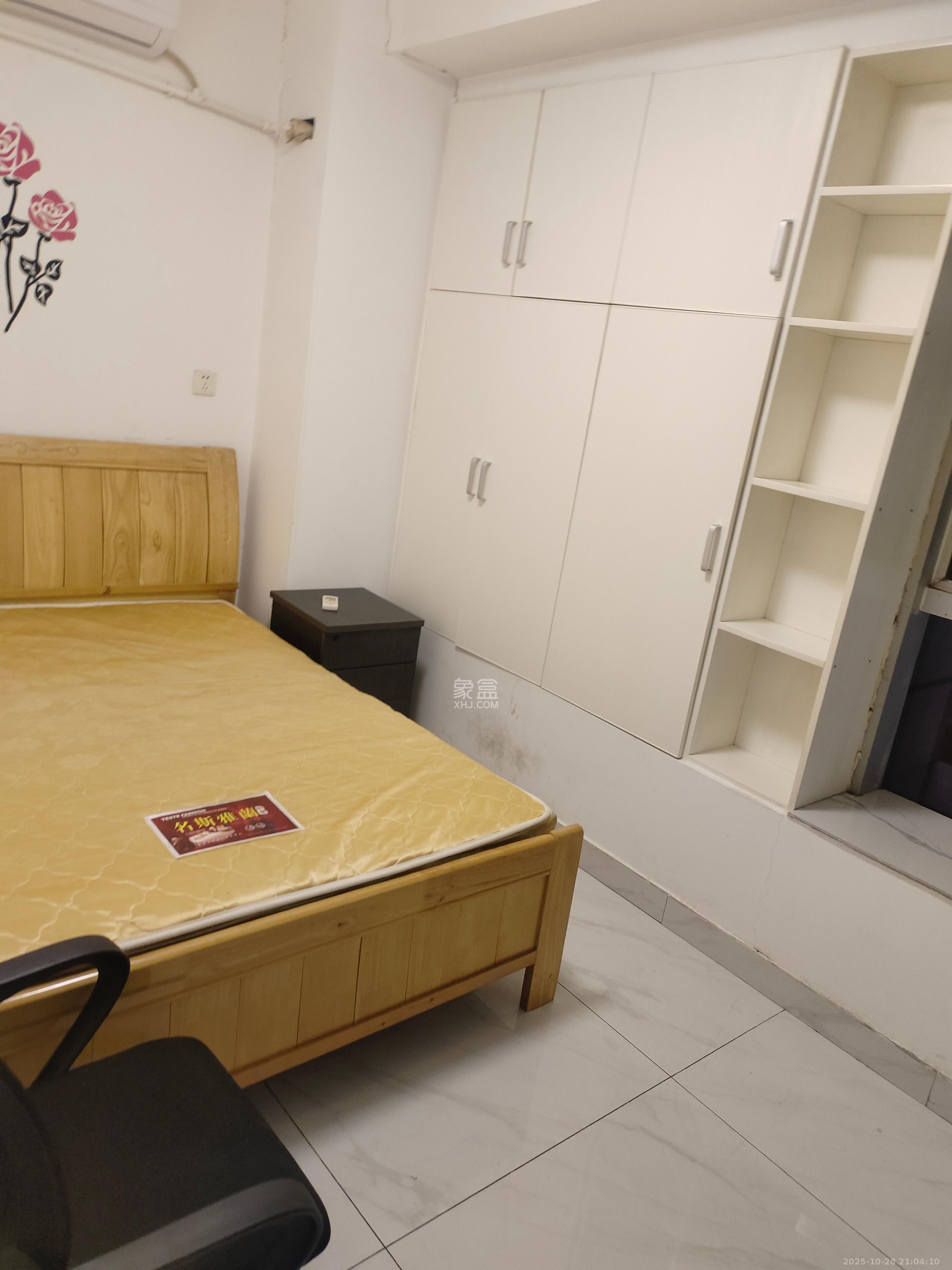 东业上城嘉苑（晟悦国际）  1室1厅1卫    1500.0元/月室内图