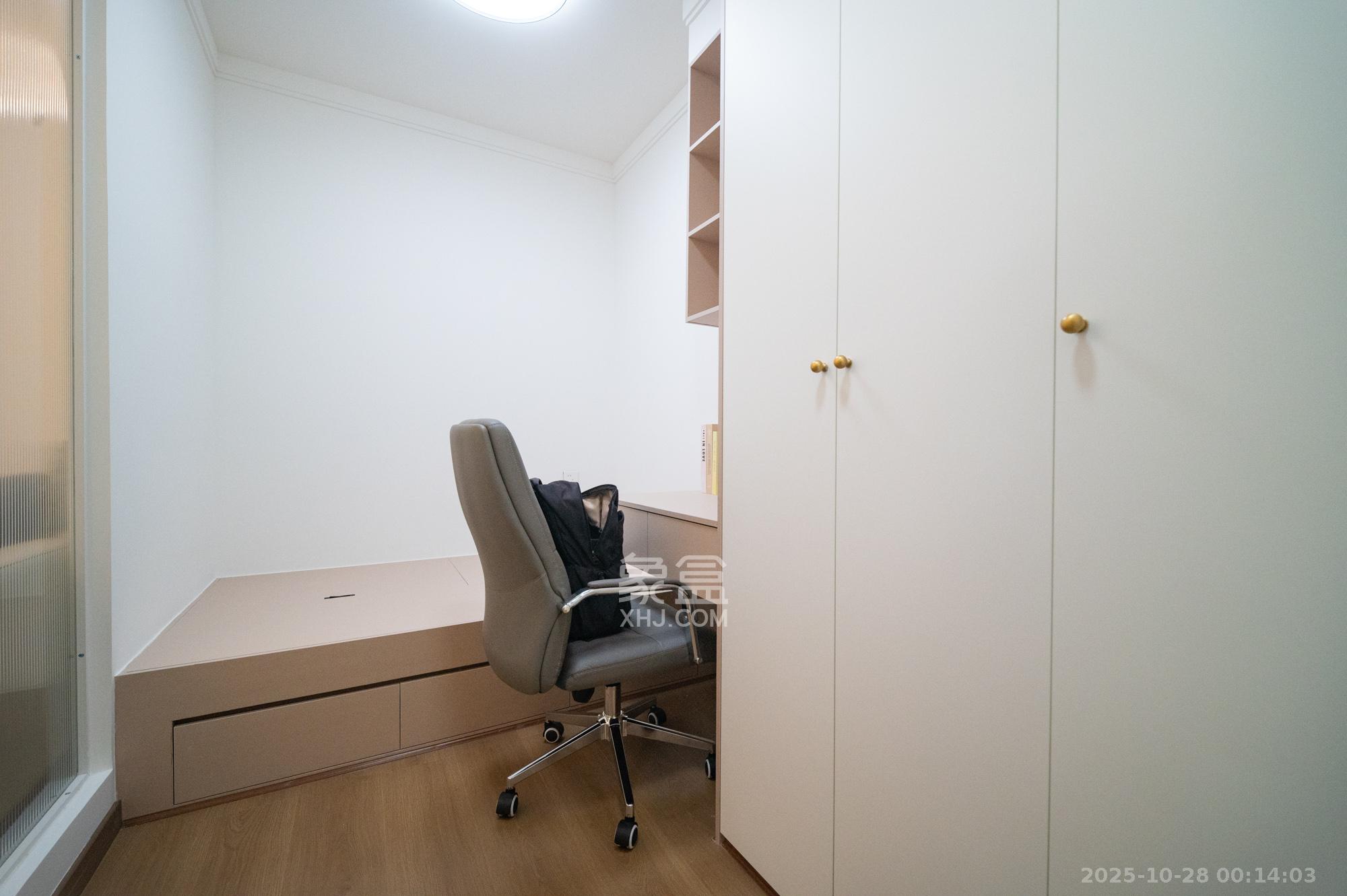 锦璨家园  3室2厅1卫    49.8万 锦璨家园  3室2厅1卫    49.8万卧室