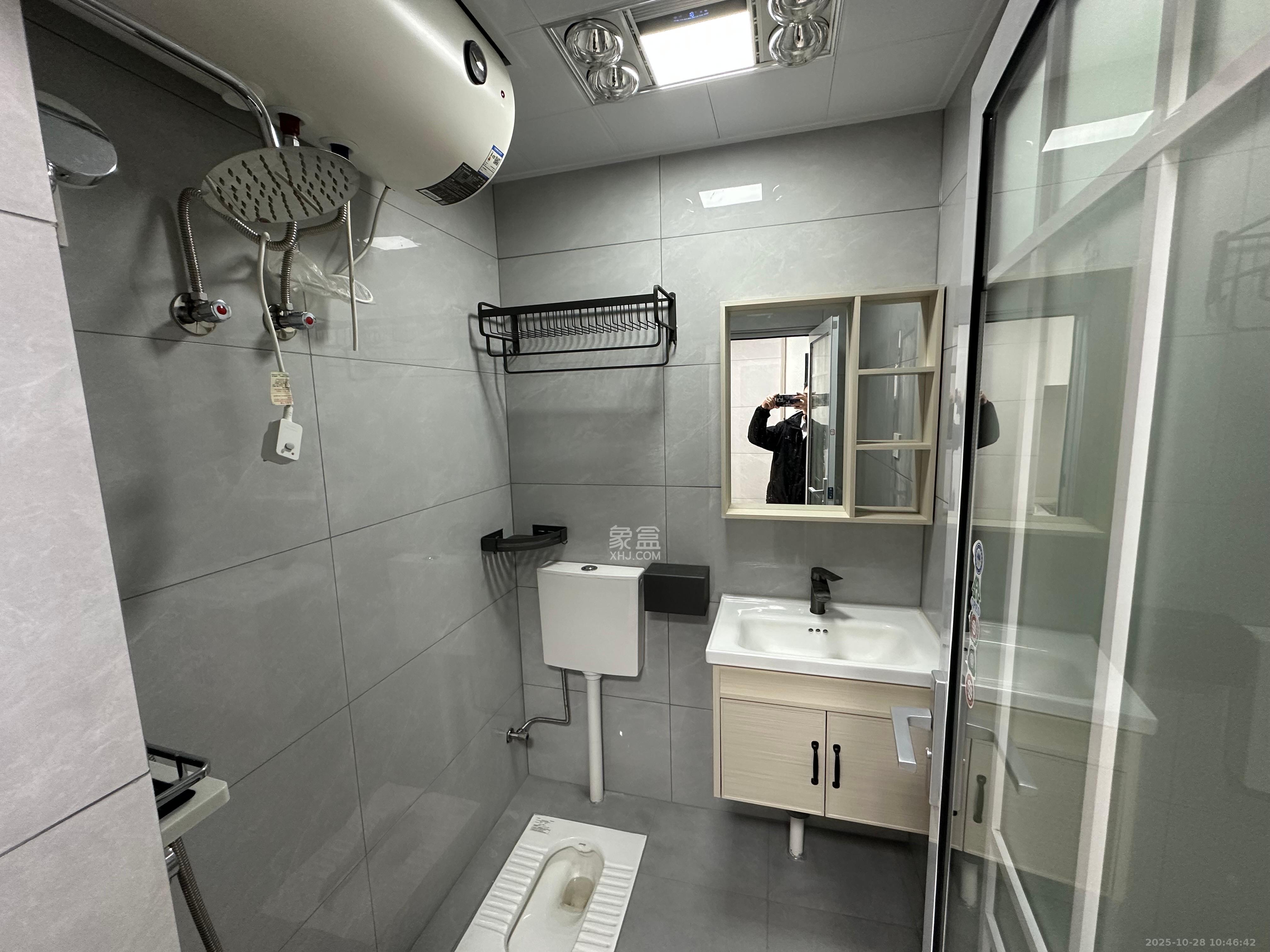 鄱阳汇金中心  1室1厅1卫    1500.0元/月 鄱阳汇金中心  1室1厅1卫    1500.0元/月室内图