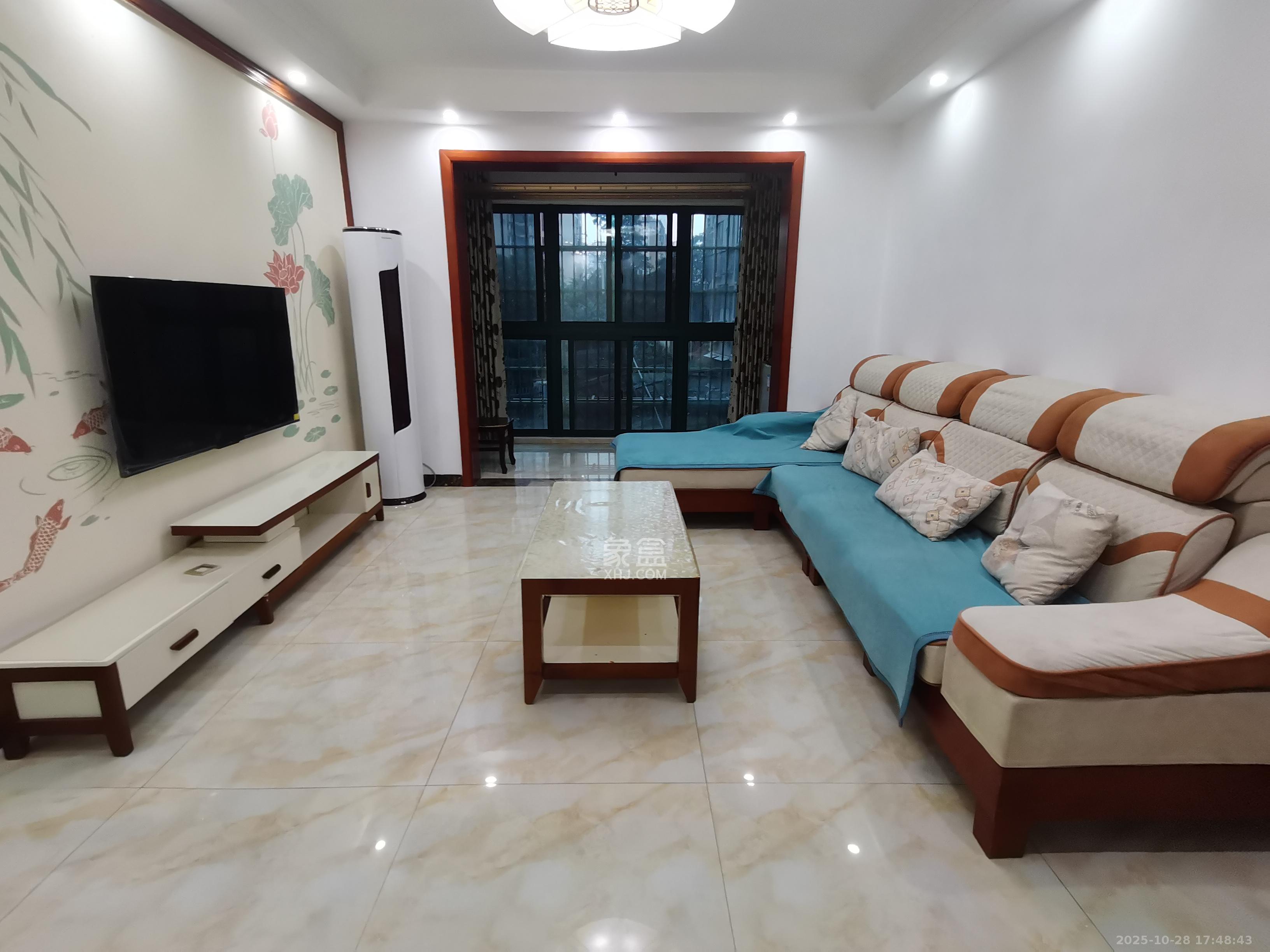 西韵佳苑  3室2厅2卫    3200.0元/月