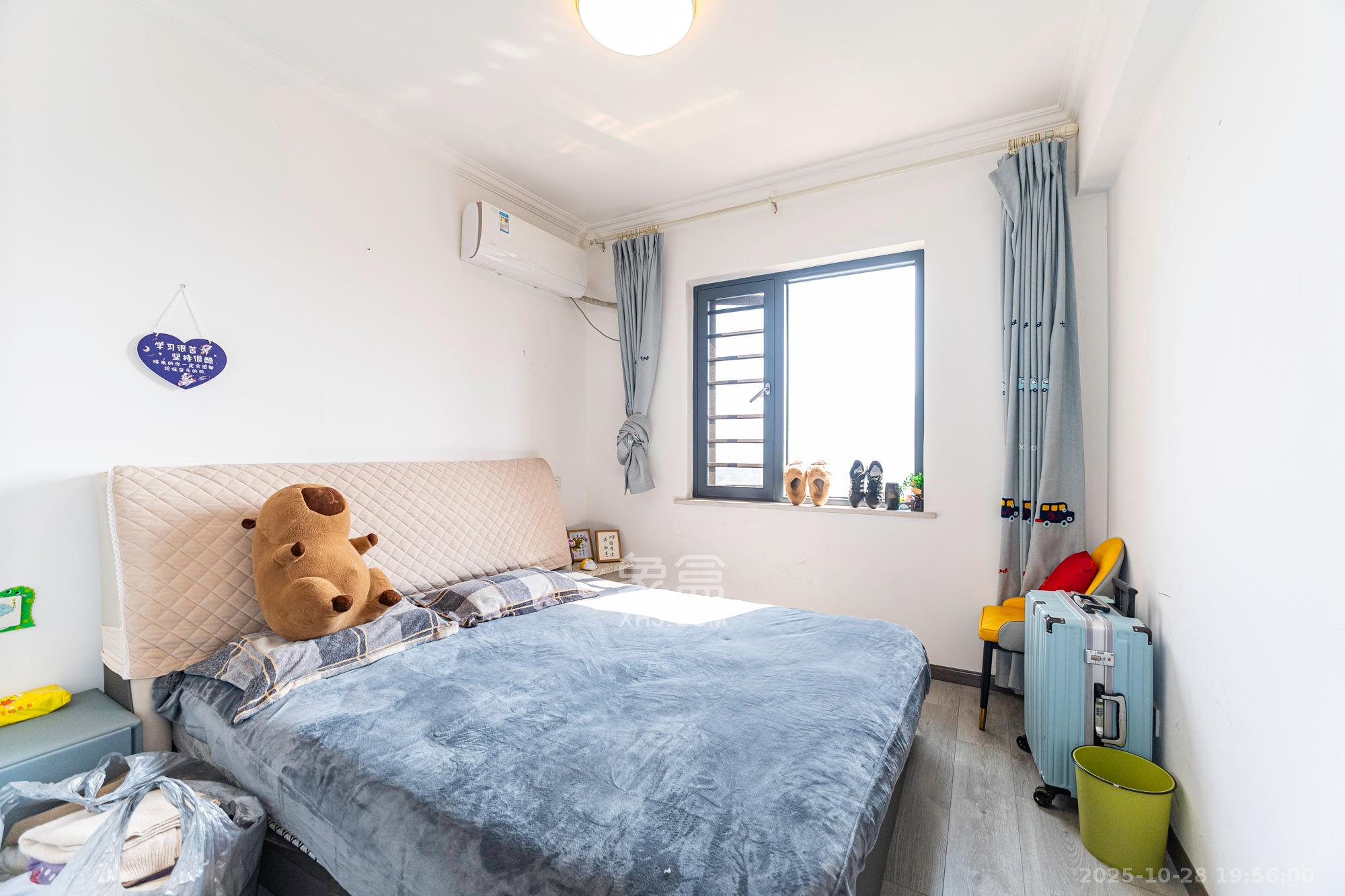 淞雅苑  3室2厅2卫    80.0万卧室