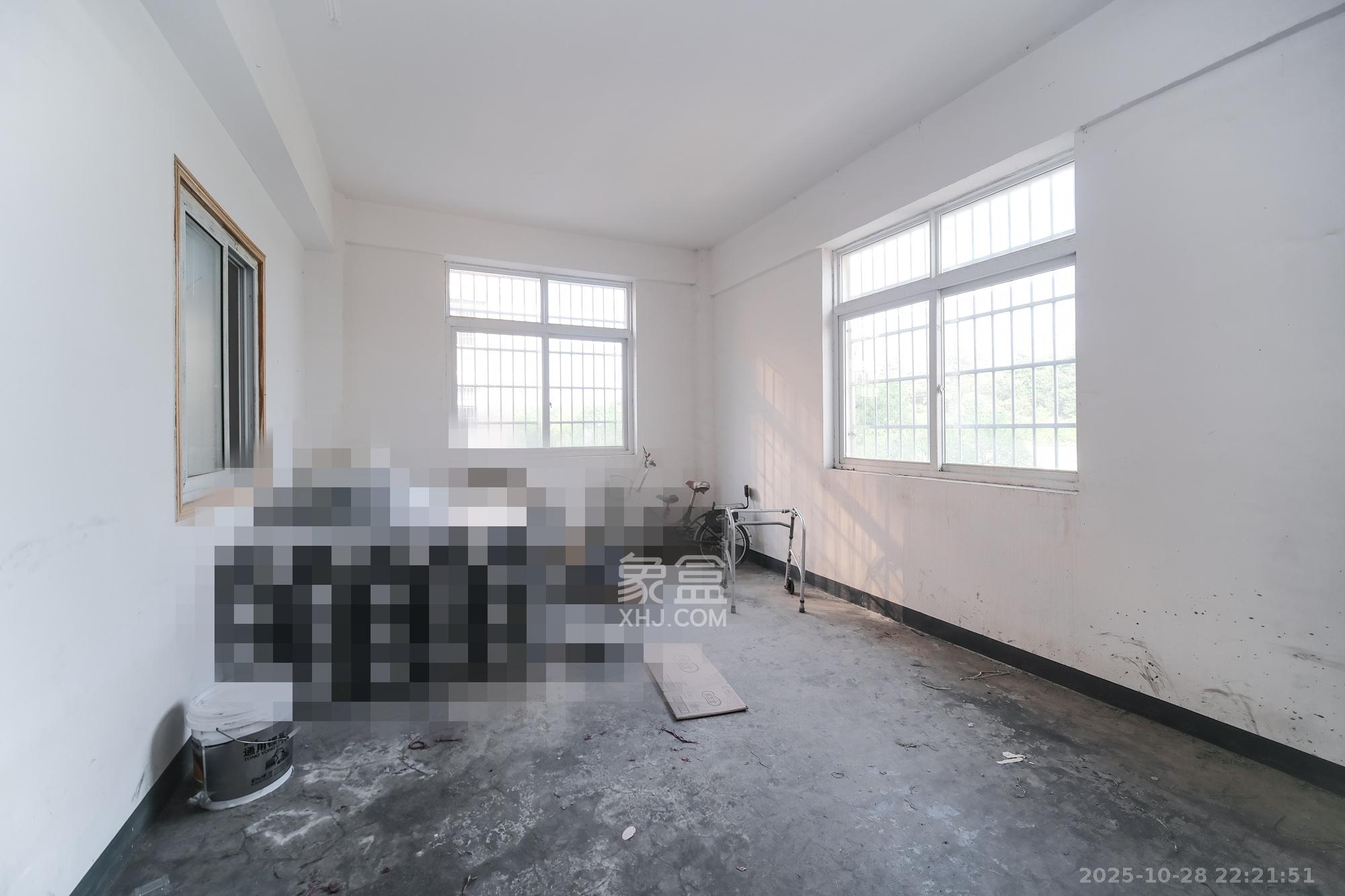 金鹰机电大市场  1室0厅0卫    65.0万其他