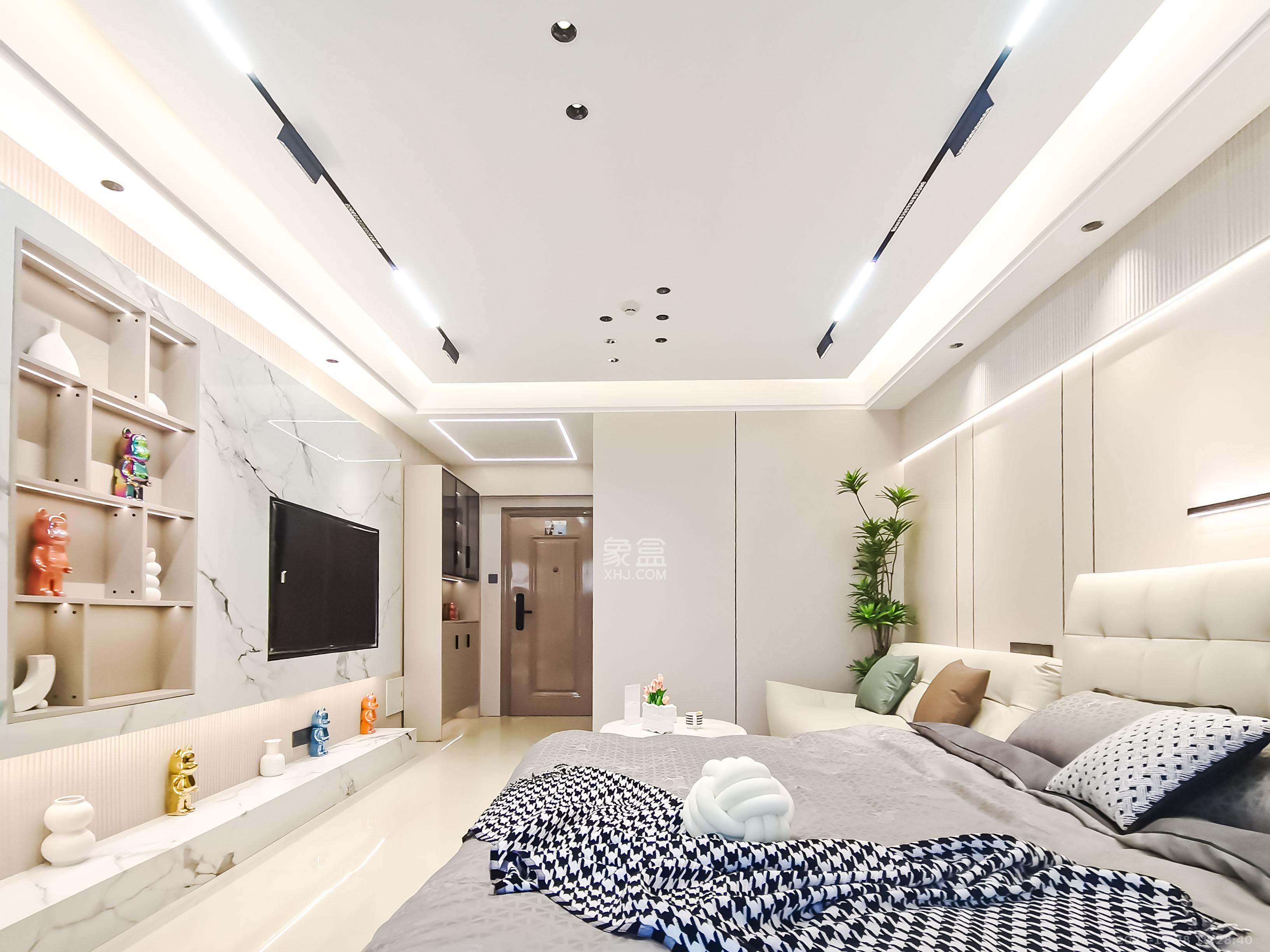 湘域相遇  1室1厅1卫    2800.0元/月