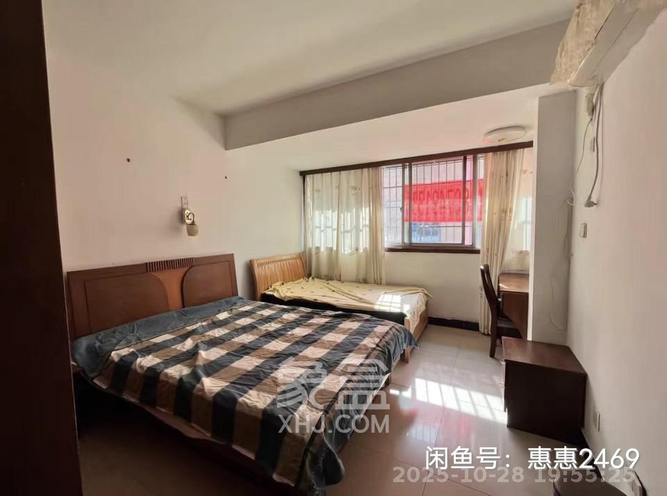 茶叶大市场“山水茗园” 3室2厅1卫 1200.0元/月 茶叶大市场“山水茗园” 3室2厅1卫 1200.0元/月室内图