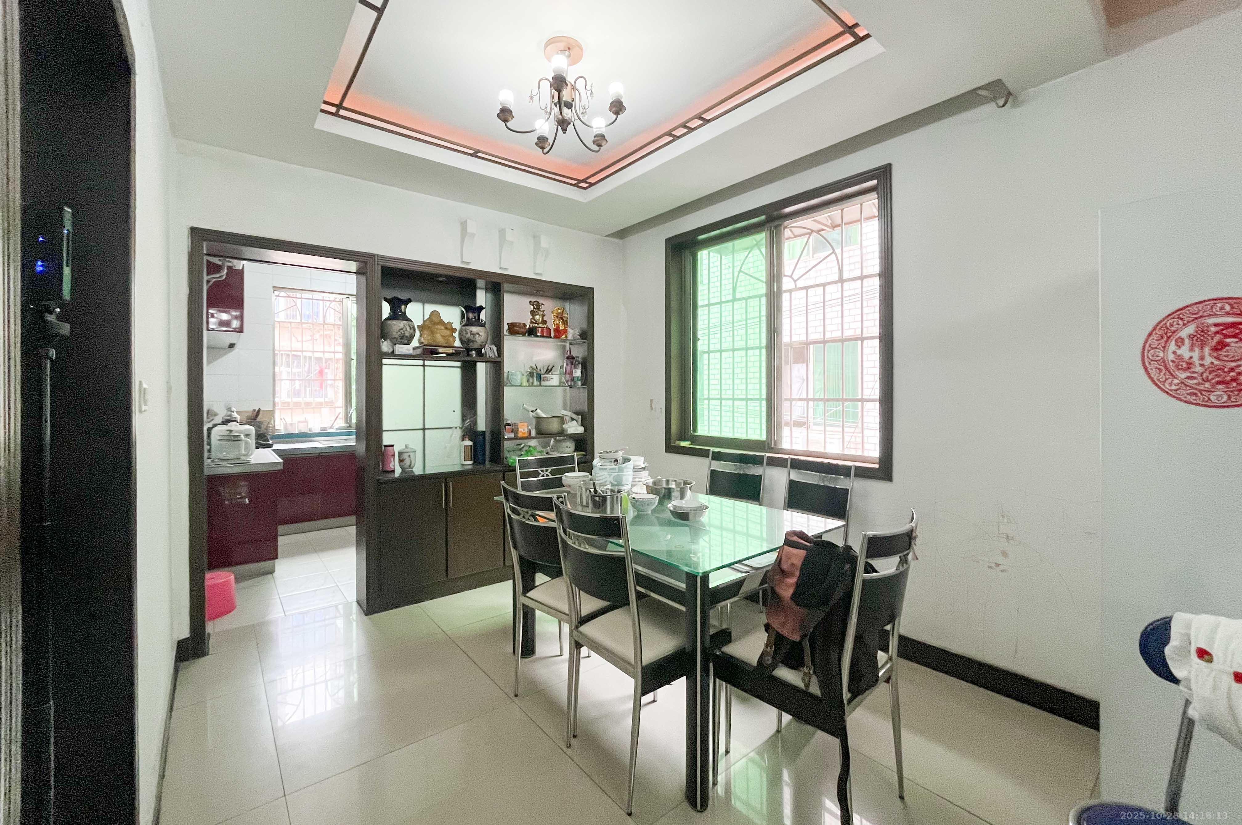 西韵公寓(西苑公寓) 3室2厅2卫 120.0万 西韵公寓(西苑公寓) 3室2厅2卫 120.0万其他