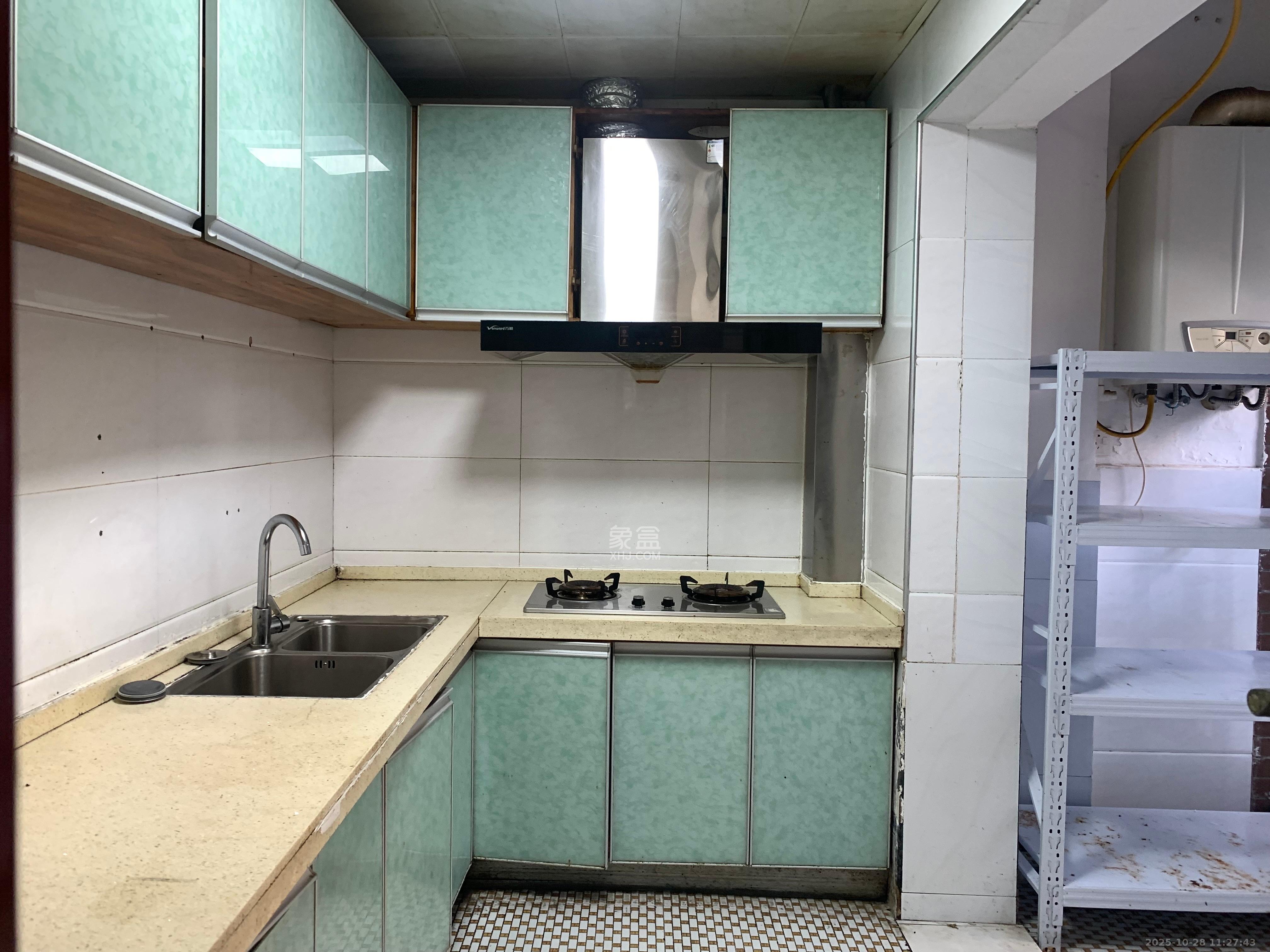 保利麓谷林语C区  4室2厅2卫    3000.0元/月 保利麓谷林语C区  4室2厅2卫    3000.0元/月室内图