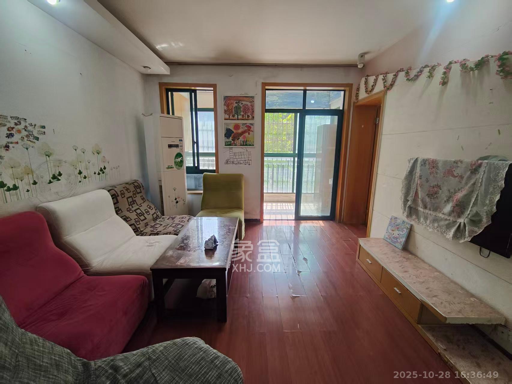 盛世康城 3室2厅1卫 1700.0元/月 盛世康城 3室2厅1卫 1700.0元/月室内图