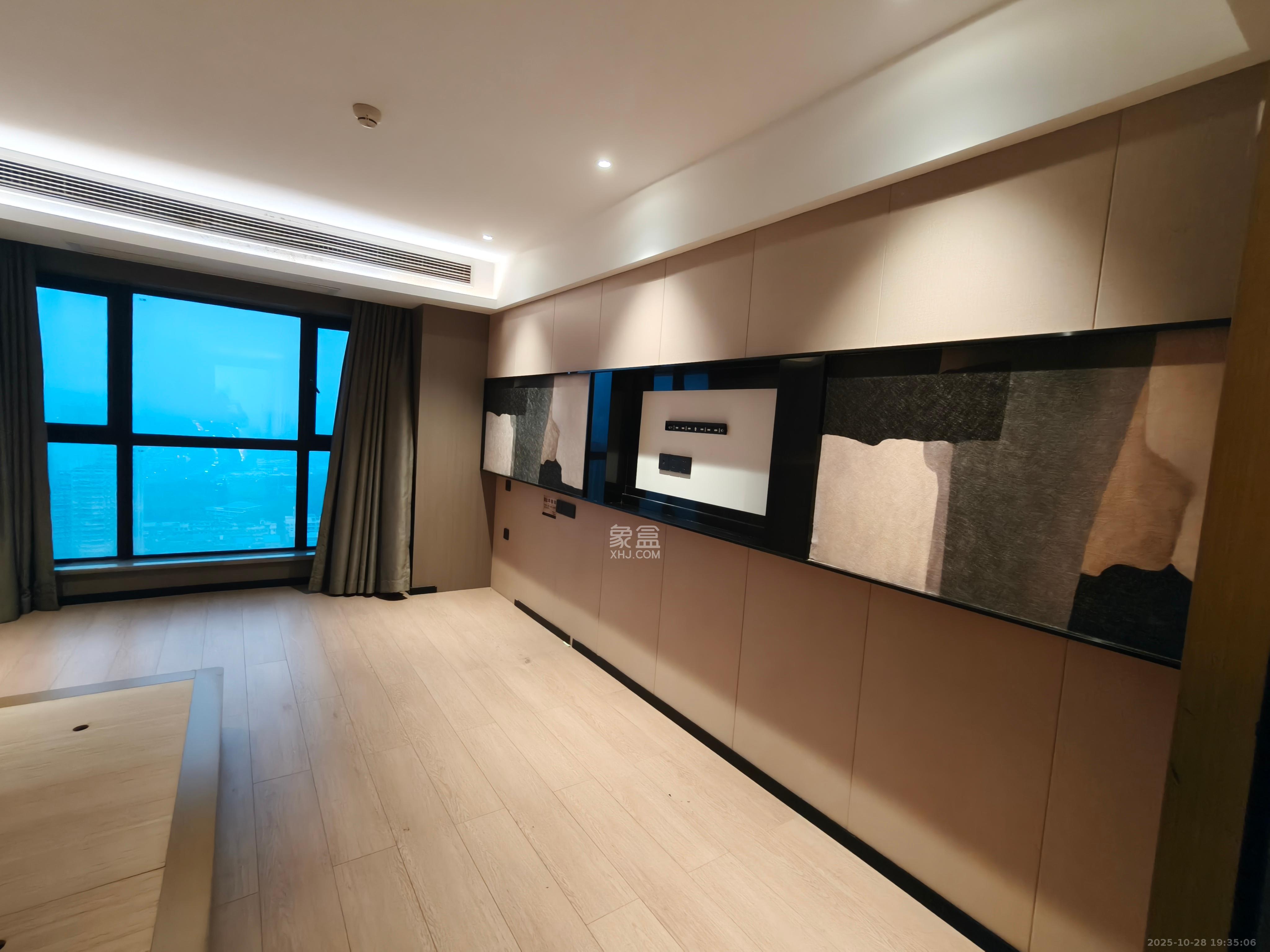 金科时代中心  1室1厅1卫    1300.0元/月室内图