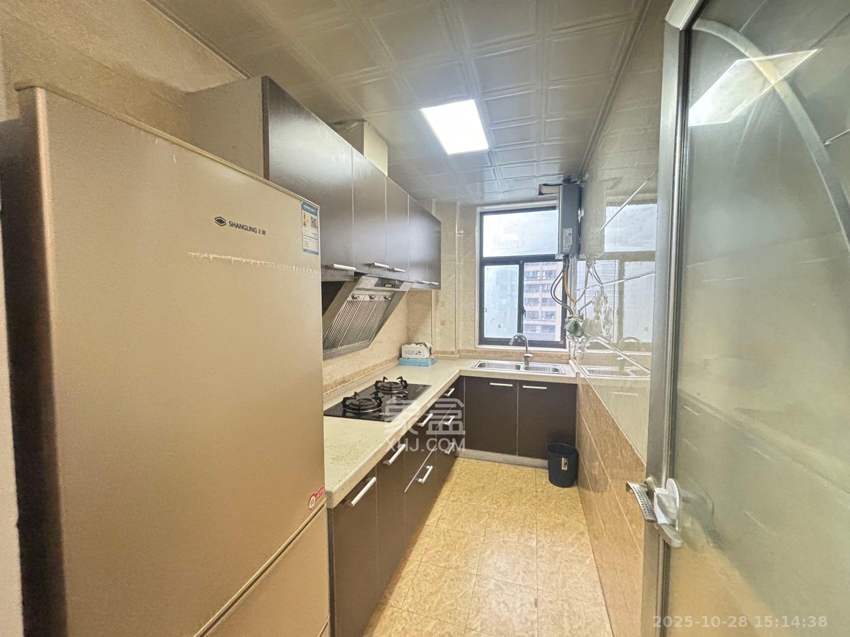 建发汇金国际  2室2厅1卫    2500.0元/月 建发汇金国际  2室2厅1卫    2500.0元/月室内图