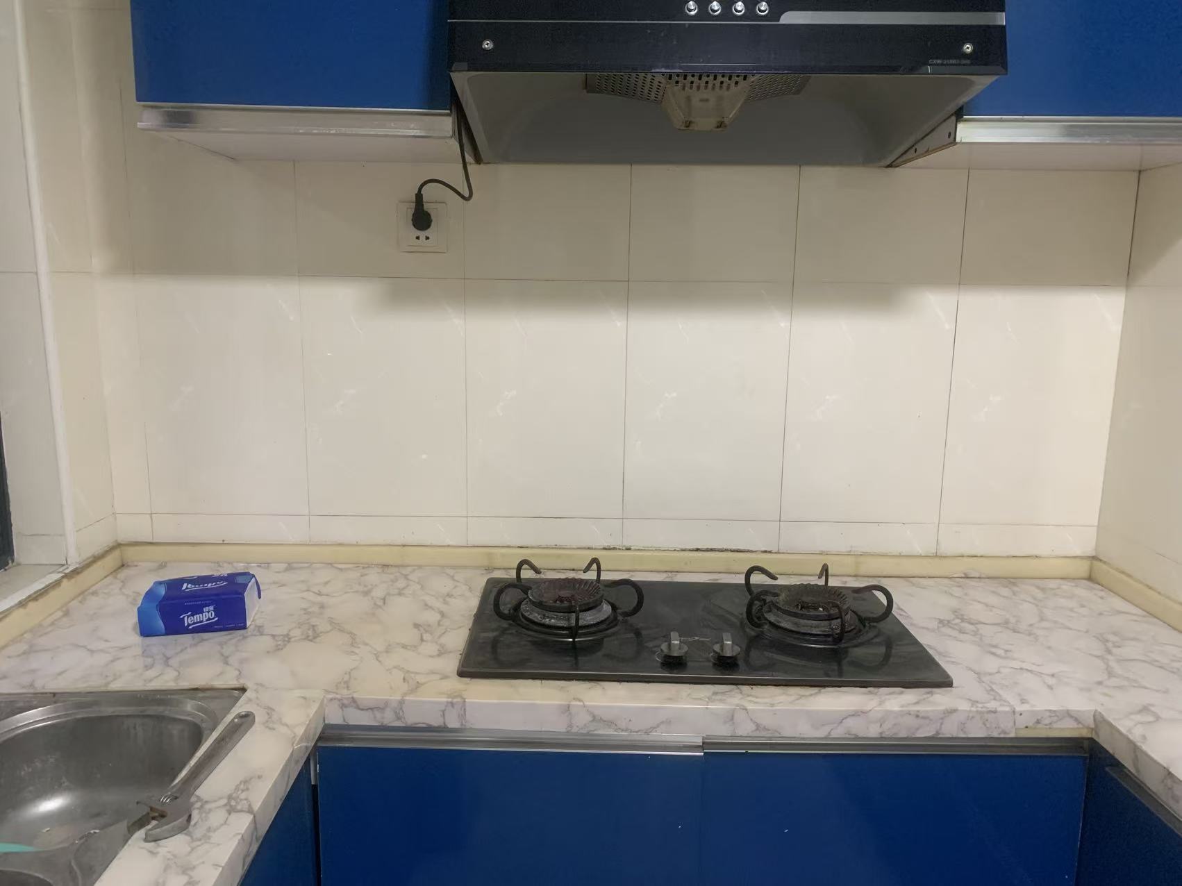 中核缇香名苑  1室2厅1卫    1400.0元/月室内图