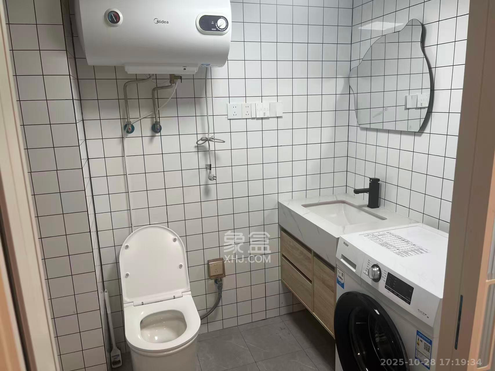 明昇壹城（明昇时代广场）三期  2室2厅1卫    2500.0元/月室内图