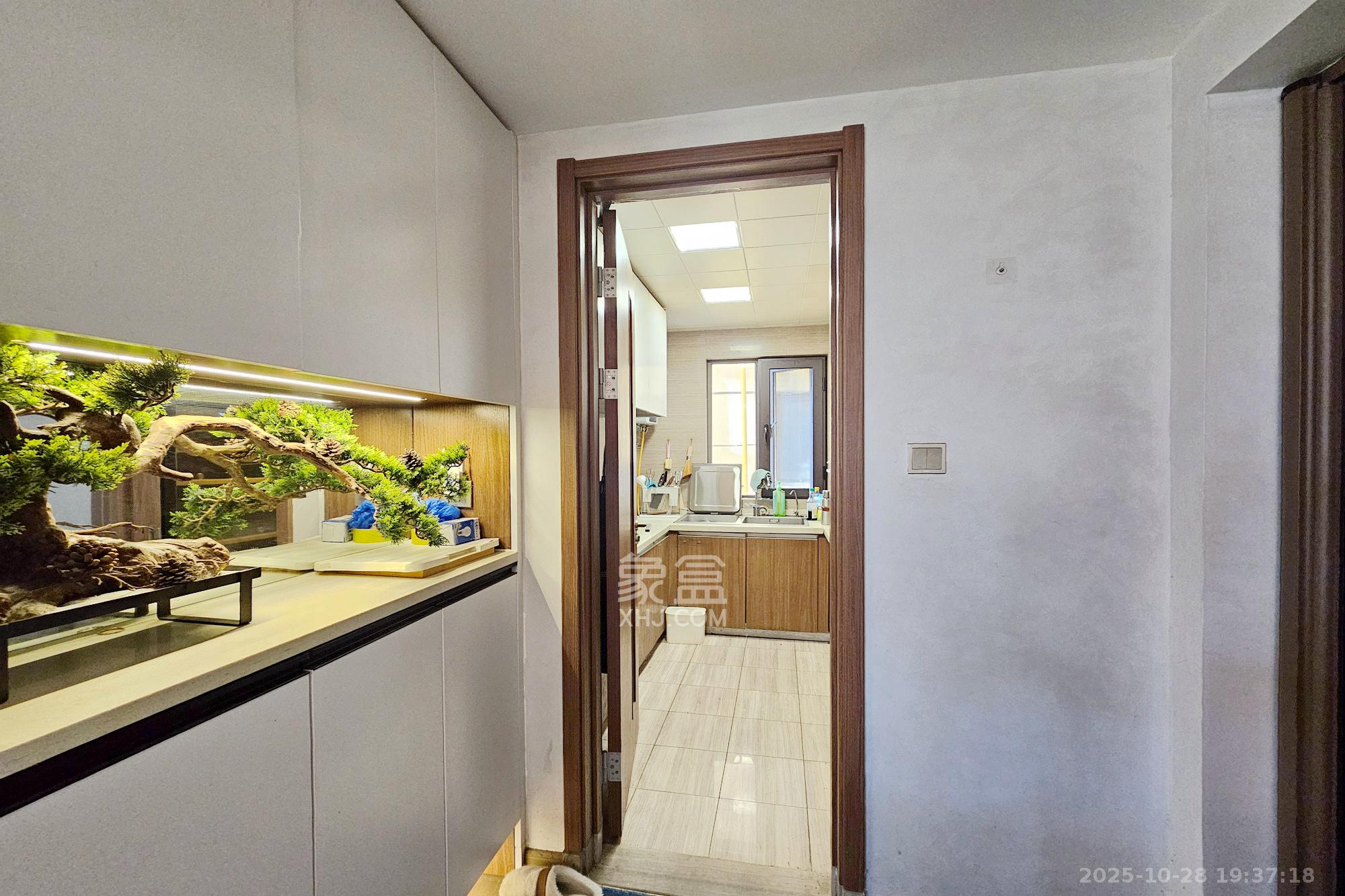 阳光城尚东湾蜜桃园 4室2厅2卫 138.8万 阳光城尚东湾蜜桃园 4室2厅2卫 138.8万其他