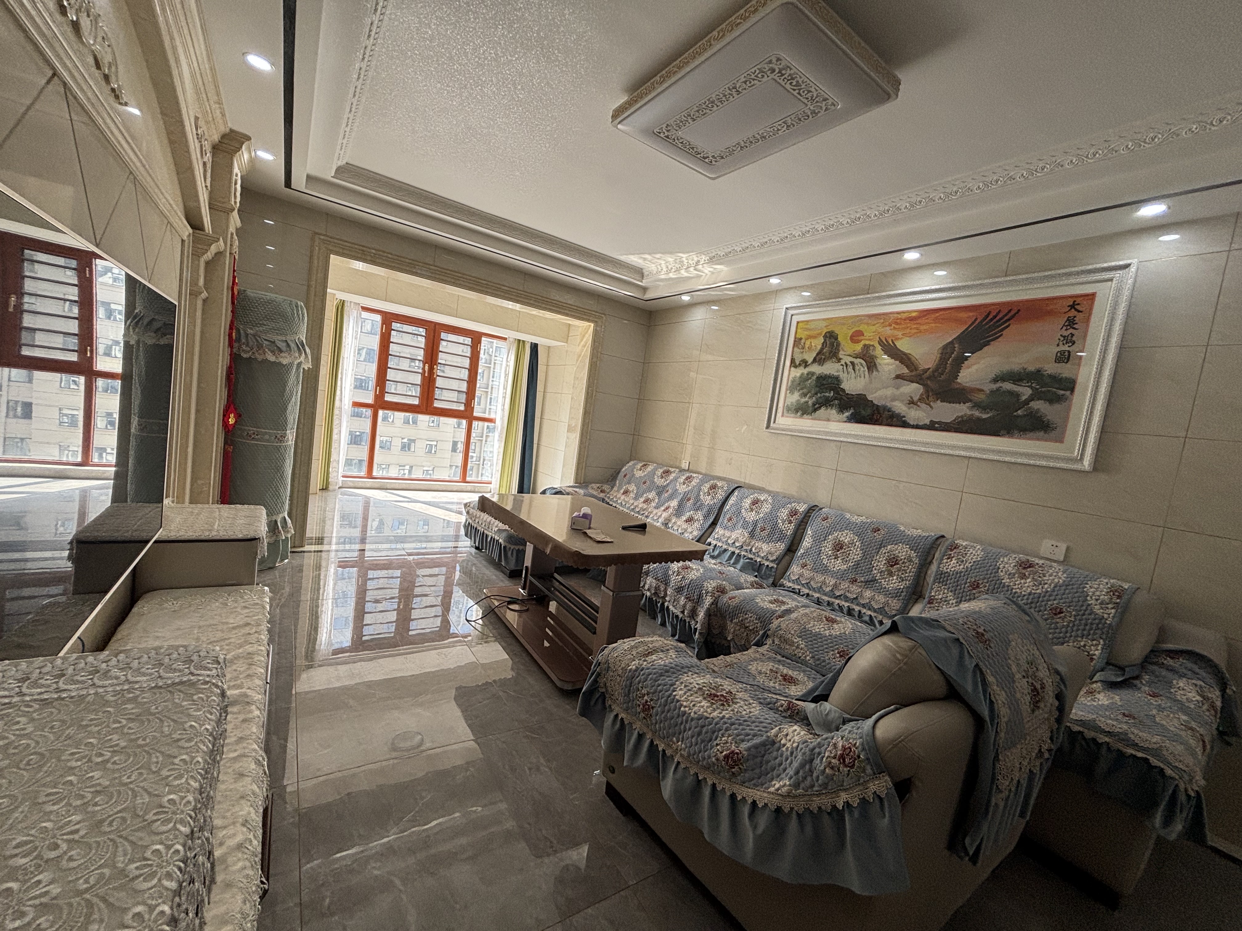 五江碧桂园城市广场 4室0厅0卫 2600.0元/月 五江碧桂园城市广场 4室0厅0卫 2600.0元/月室内图