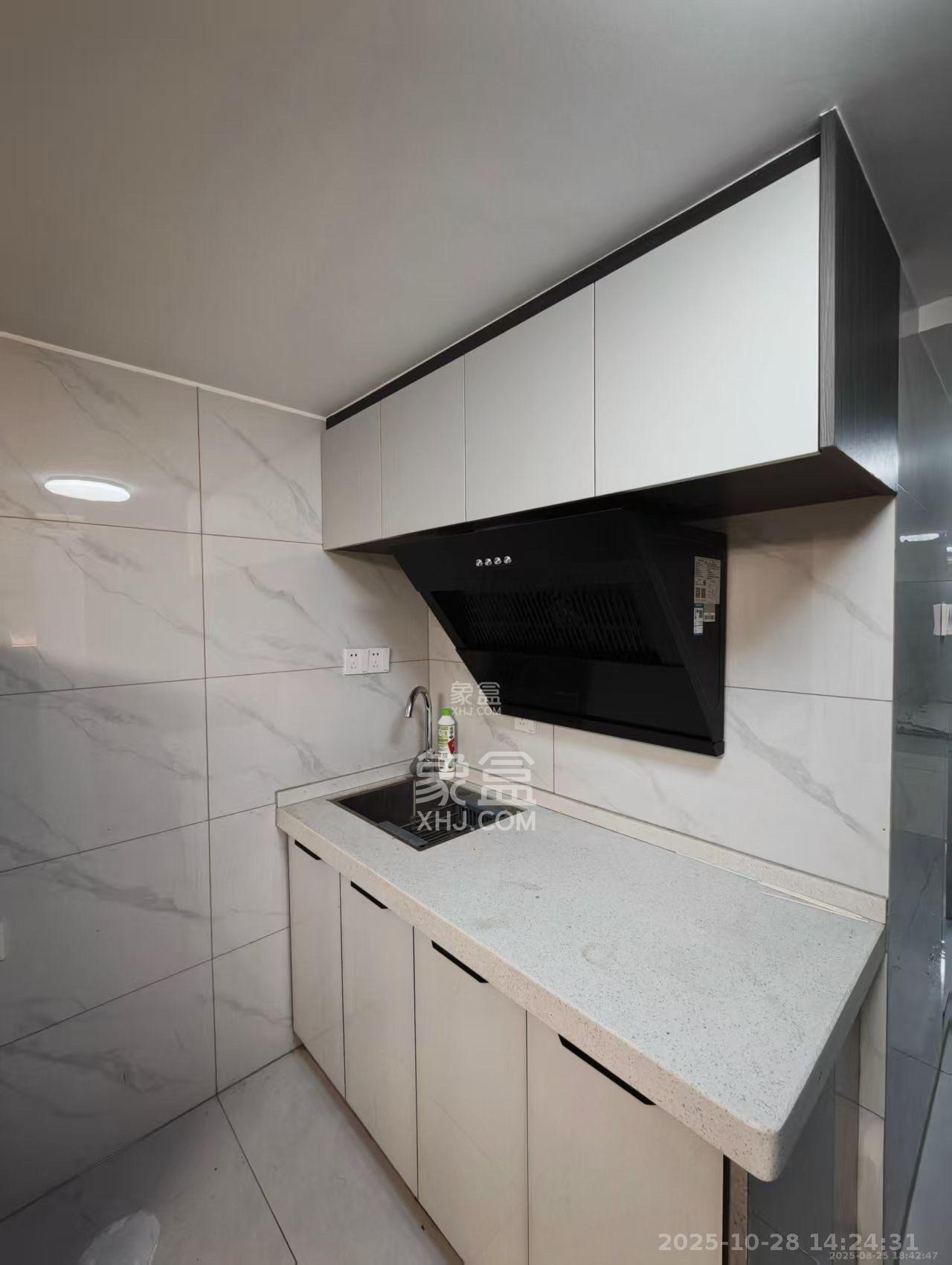 保利恒伟时光印象  1室1厅1卫    1100.0元/月室内图