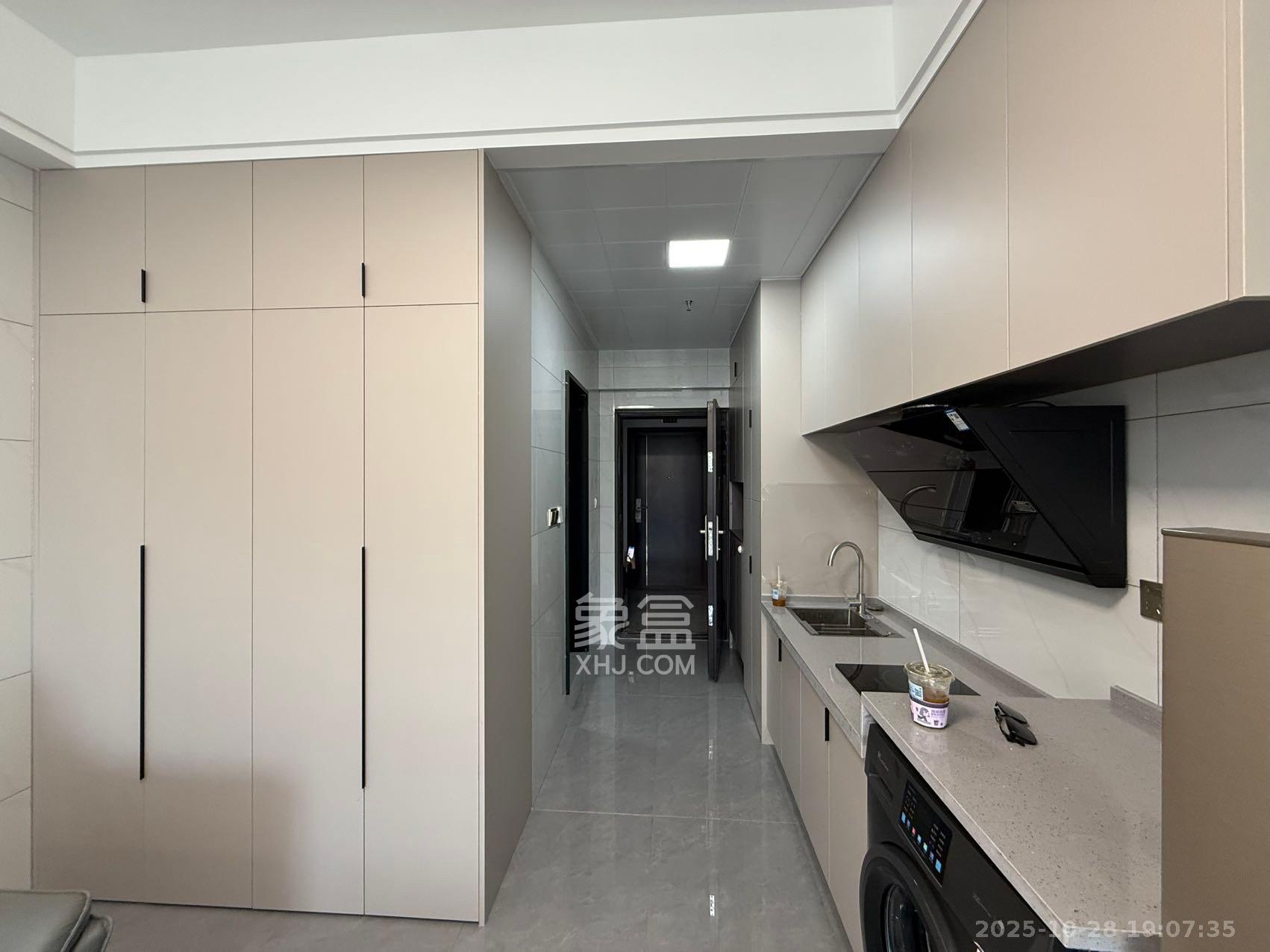 鄱阳汇金中心  1室0厅0卫    1500.0元/月室内图