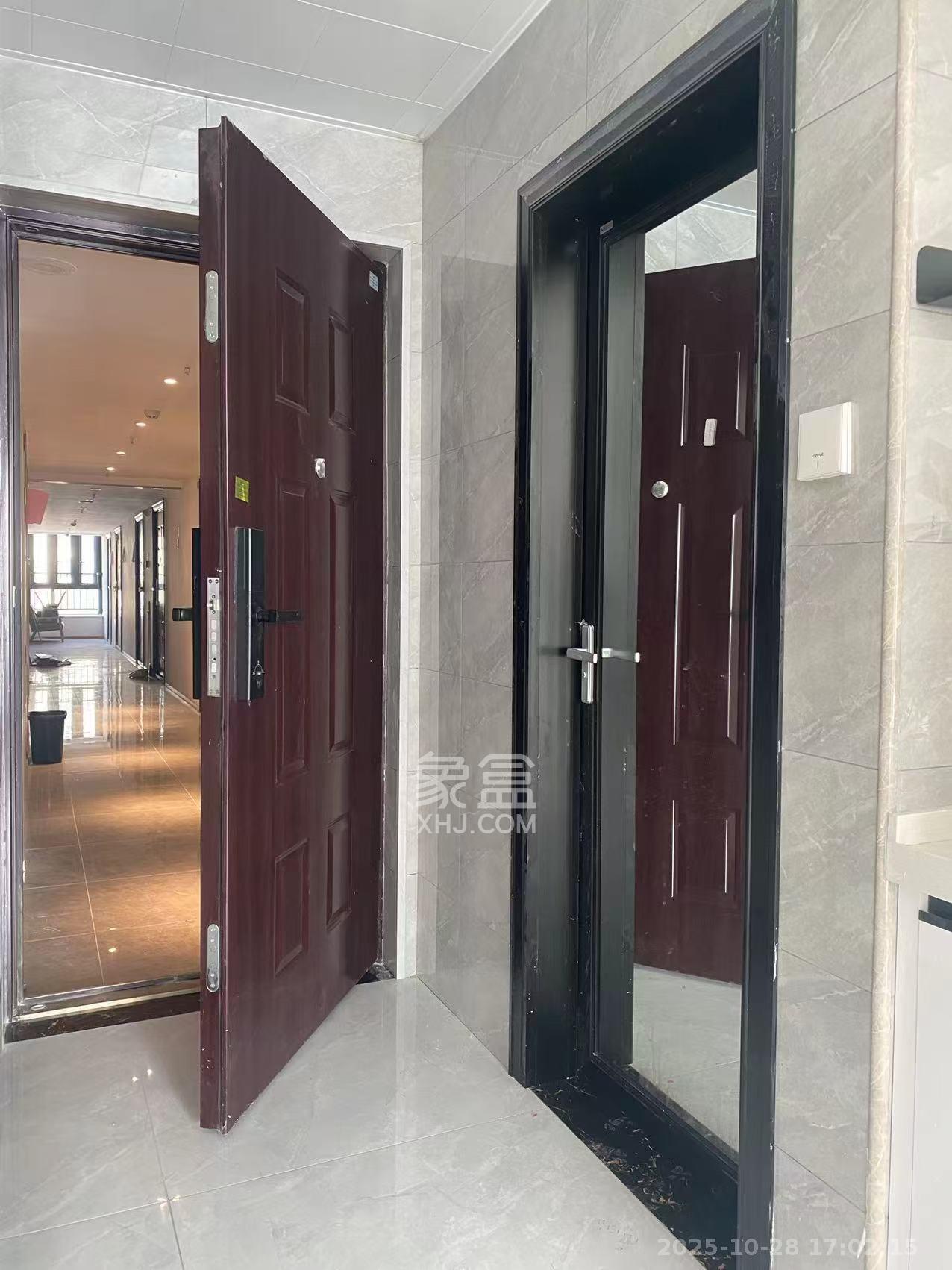 保利麓谷林语I区  1室0厅0卫    1400.0元/月室内图