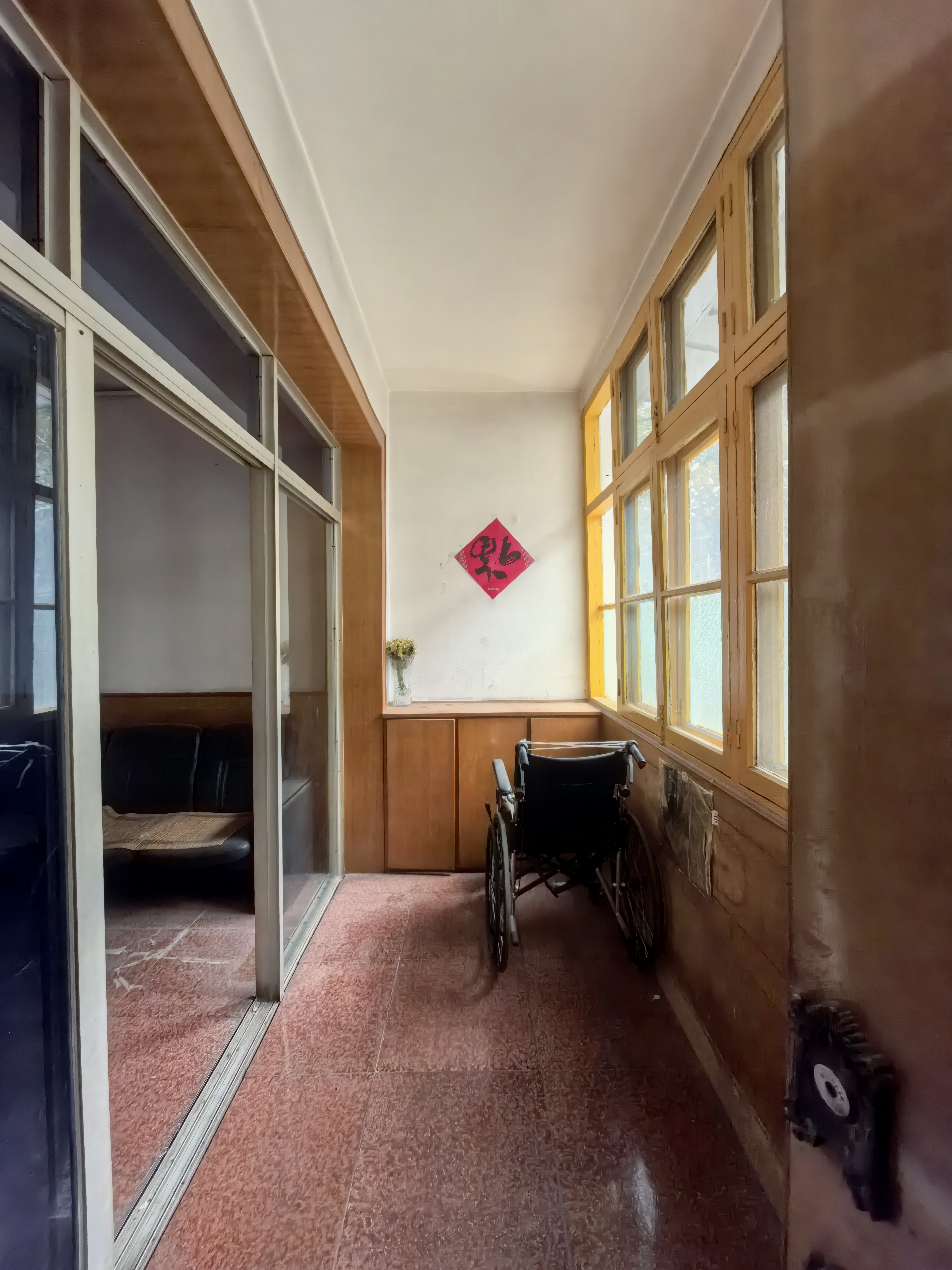 市人大政协机关大院住宅区(老市委) 1室0厅0卫 60.0万 市人大政协机关大院住宅区(老市委) 1室0厅0卫 60.0万客厅