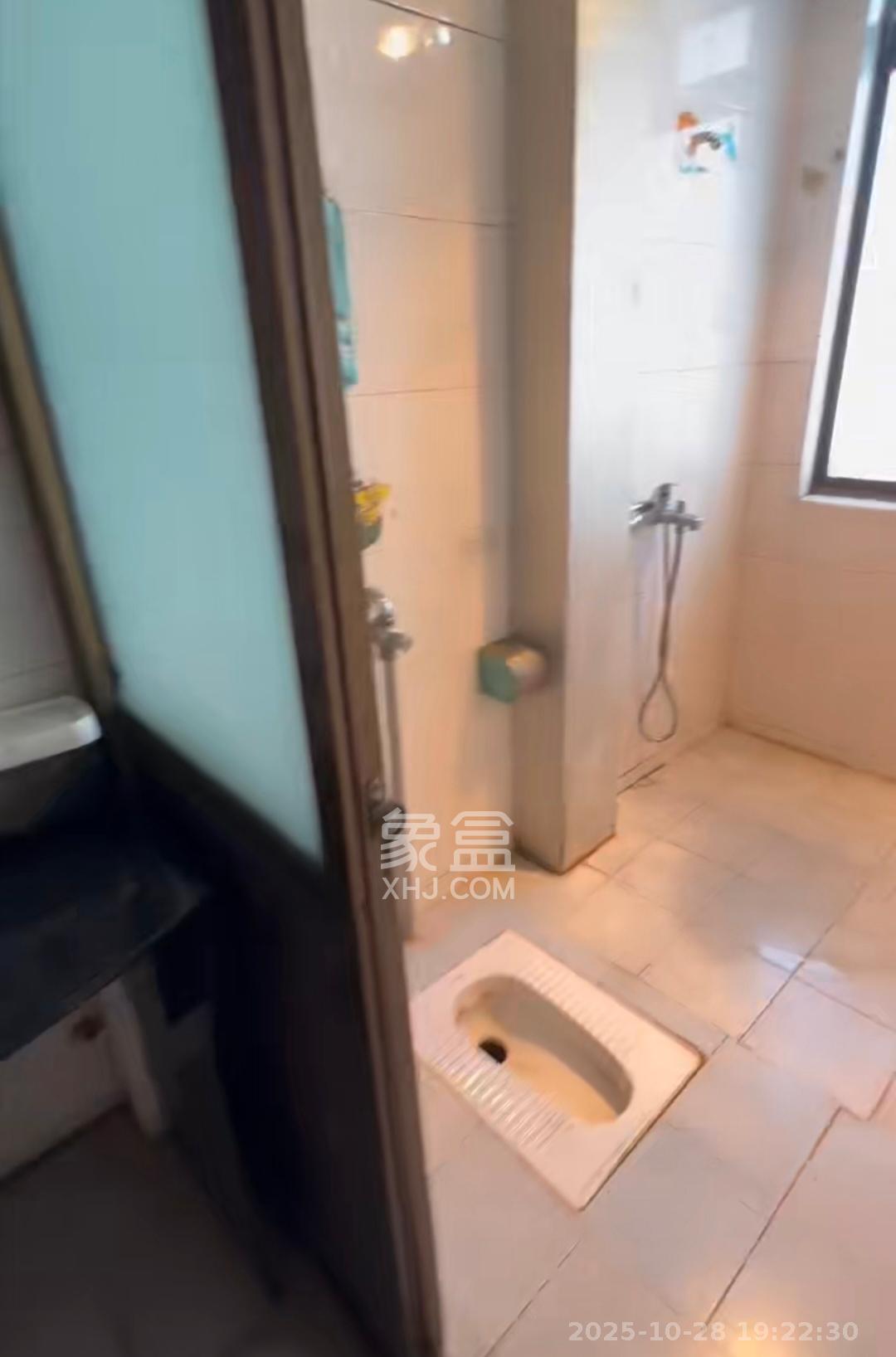 广铁六公司宿舍  2室1厅1卫    2000.0元/月室内图