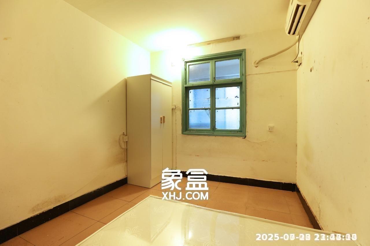 湘绣研究所南院 2室2厅1卫 1500.0元/月 湘绣研究所南院 2室2厅1卫 1500.0元/月室内图