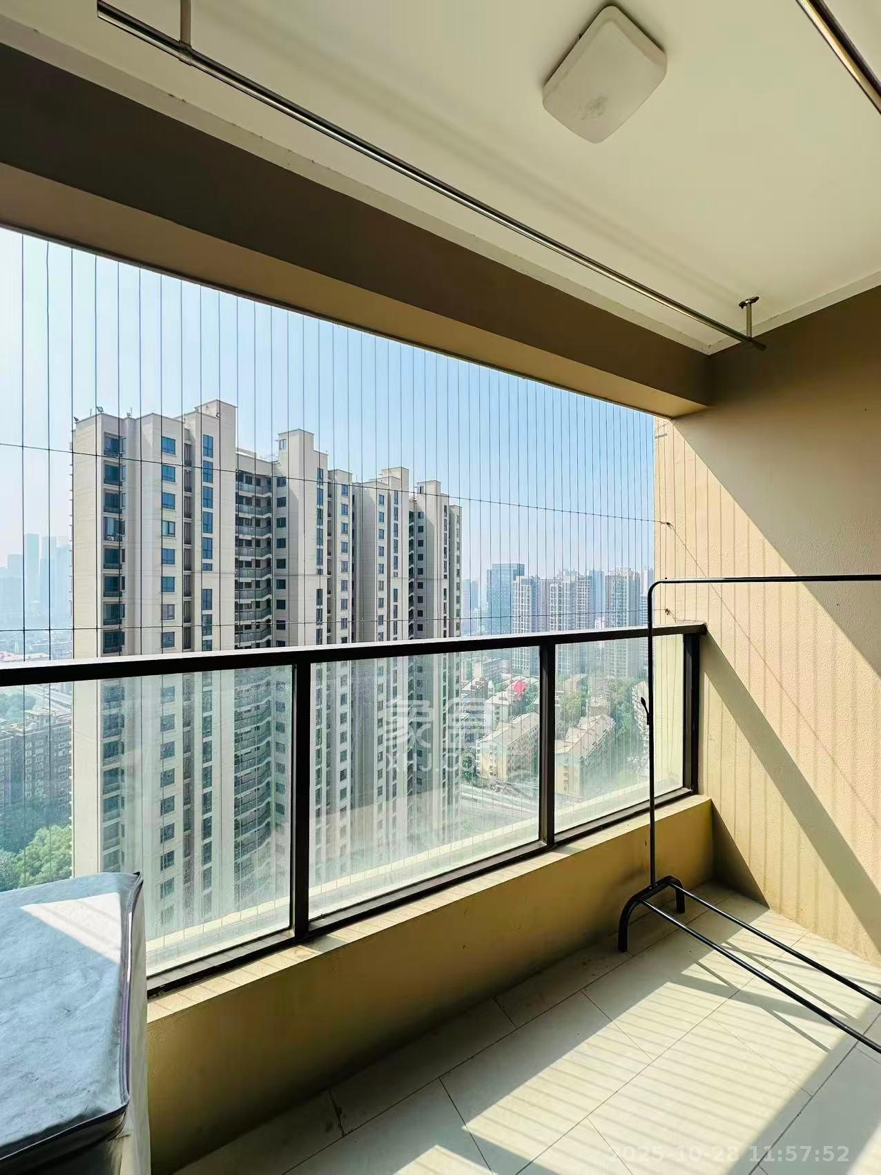 新力紫园  3室2厅1卫    2800.0元/月 新力紫园  3室2厅1卫    2800.0元/月室内图