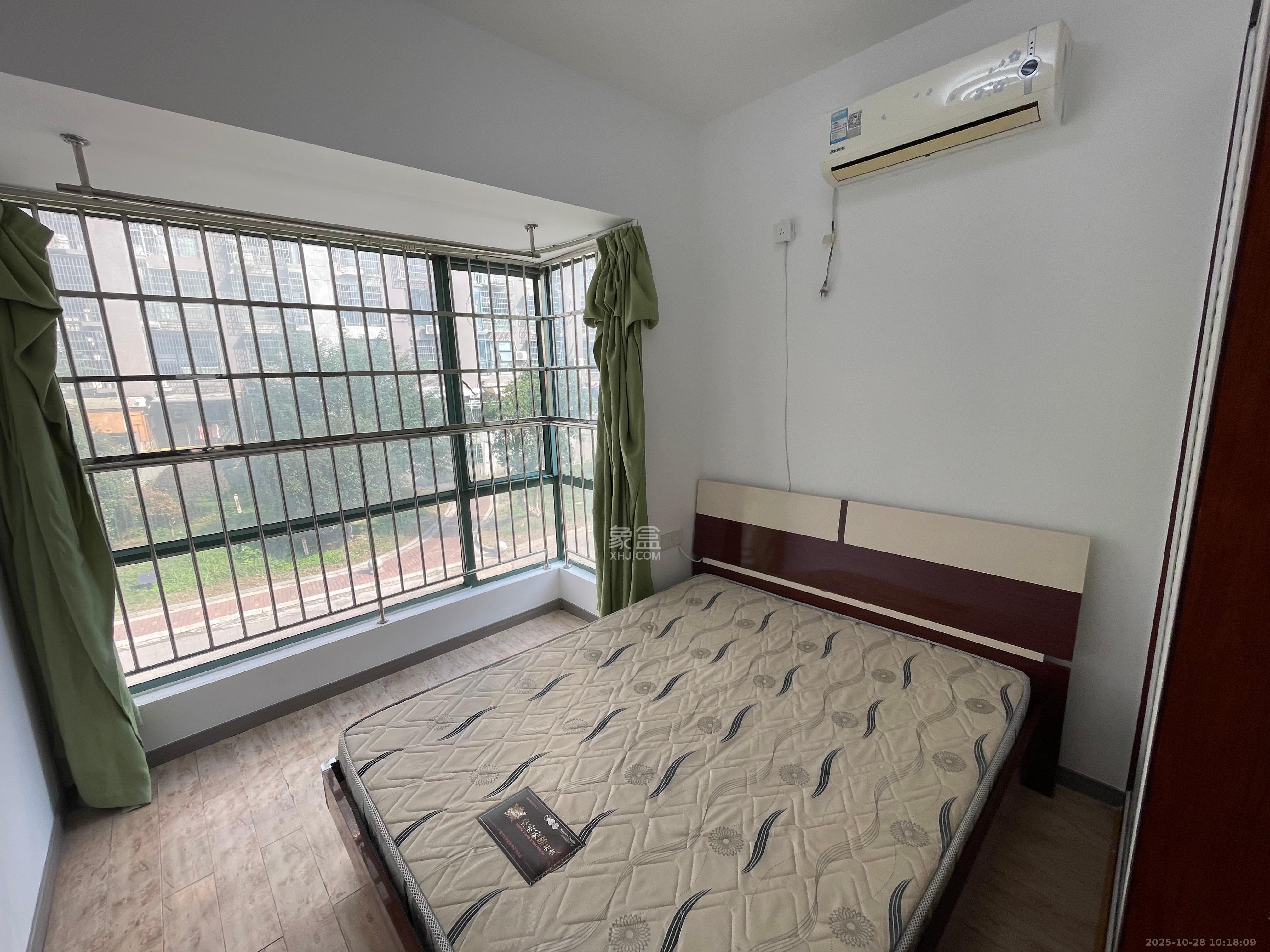 望兴景园一期  3室2厅2卫    3000.0元/月 望兴景园一期  3室2厅2卫    3000.0元/月室内图