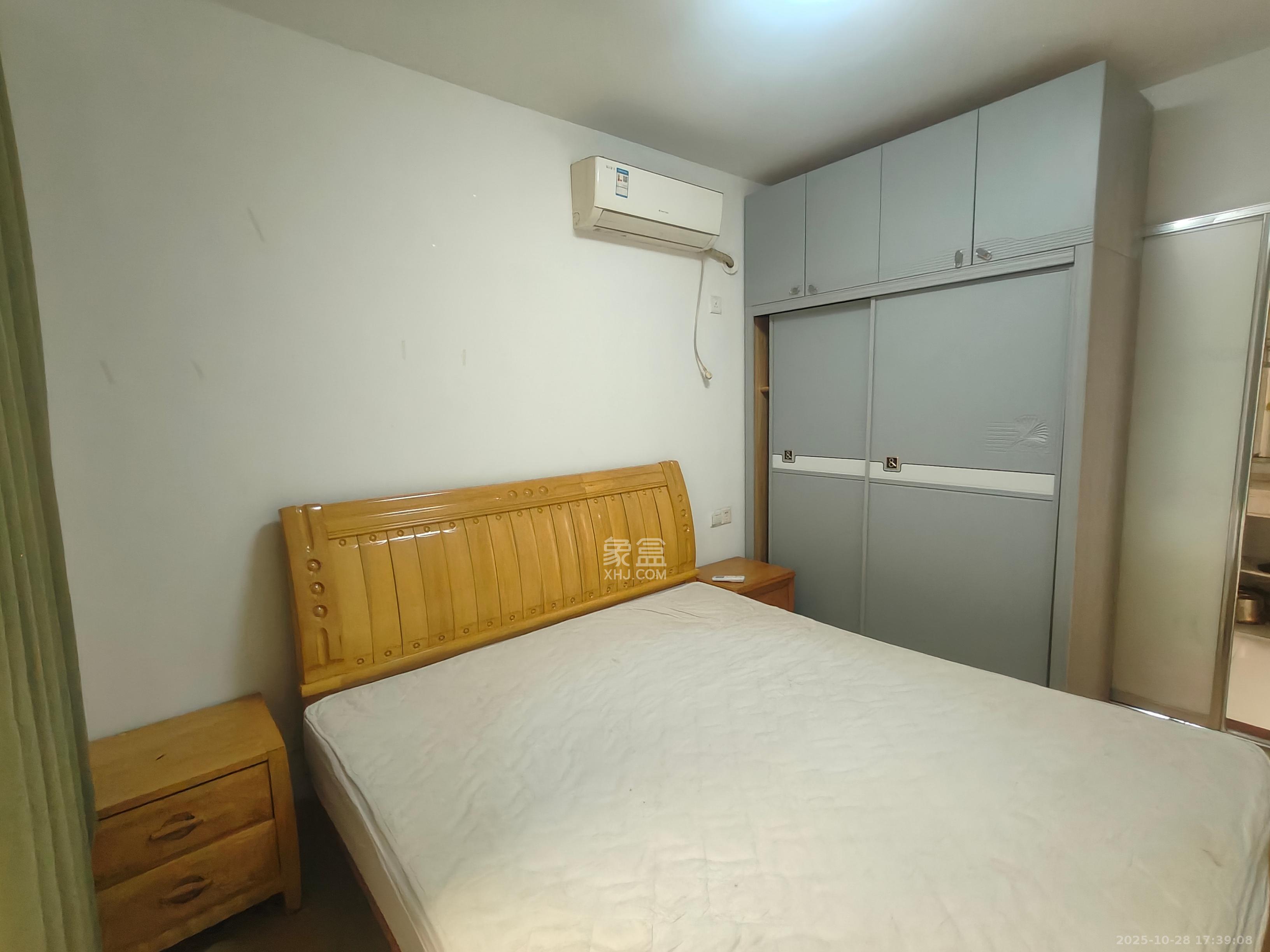 蝴蝶谷 1室1厅1卫 1200.0元/月 蝴蝶谷 1室1厅1卫 1200.0元/月室内图