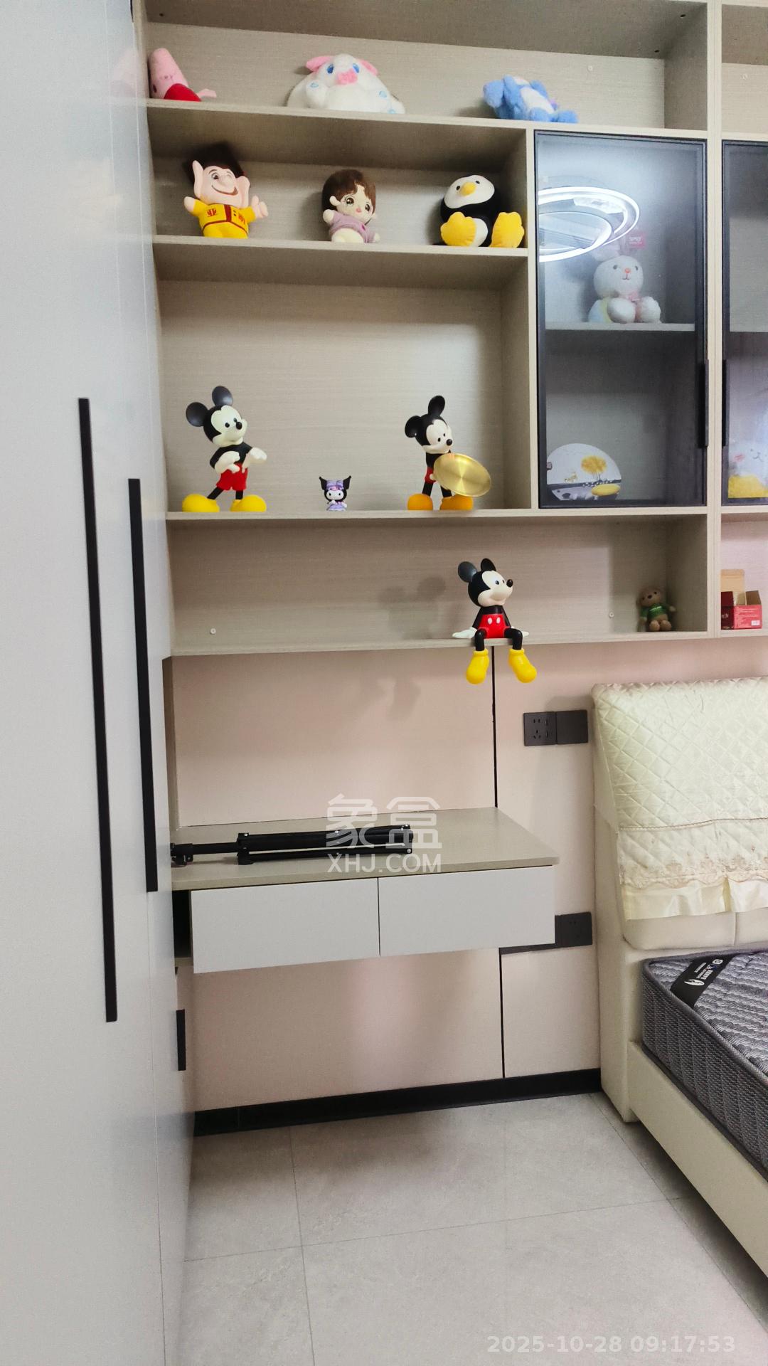 东岸梅园小区  2室2厅1卫    2600.0元/月 东岸梅园小区  2室2厅1卫    2600.0元/月室内图