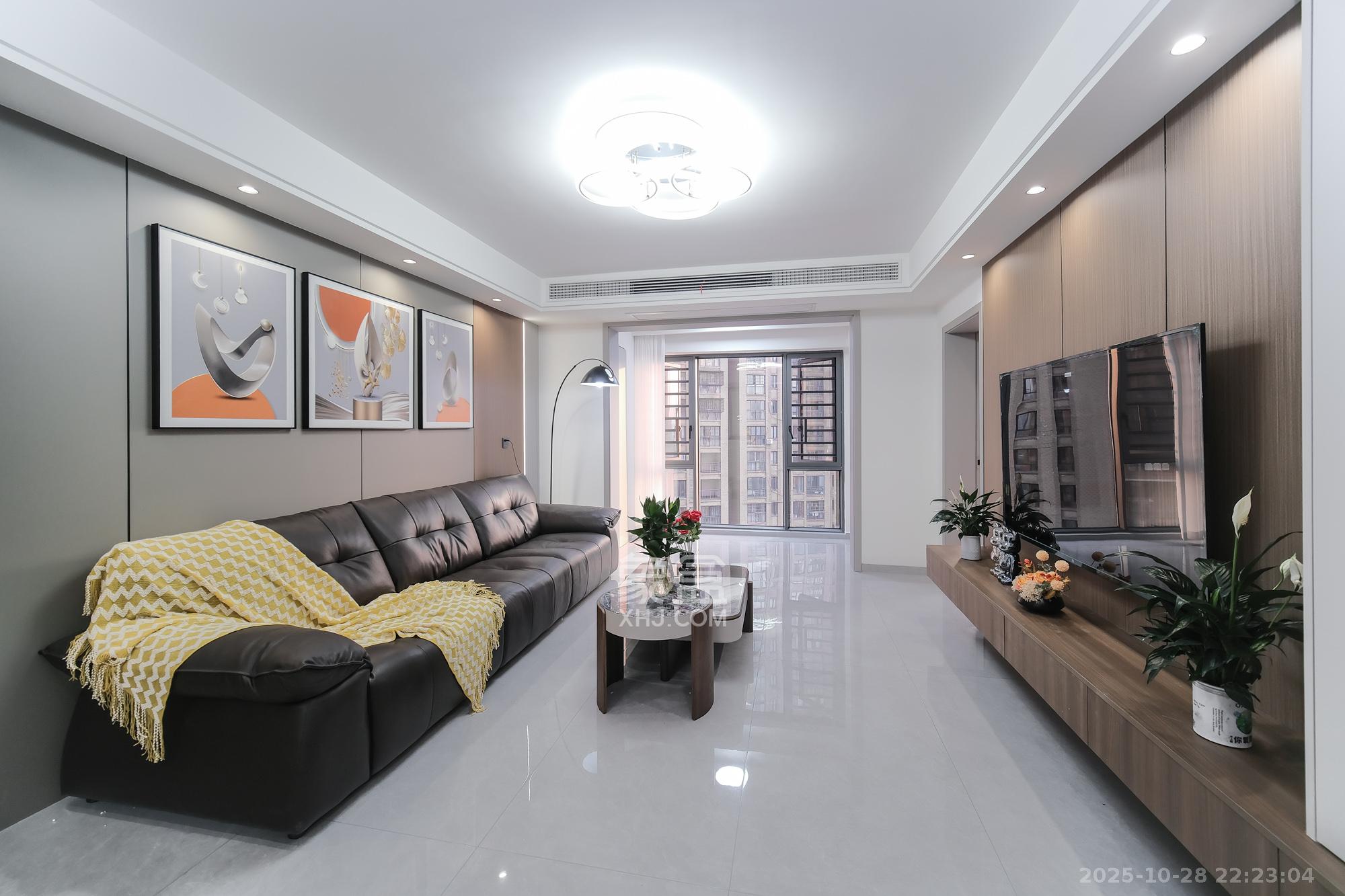 三一街区  3室2厅1卫    59.8万