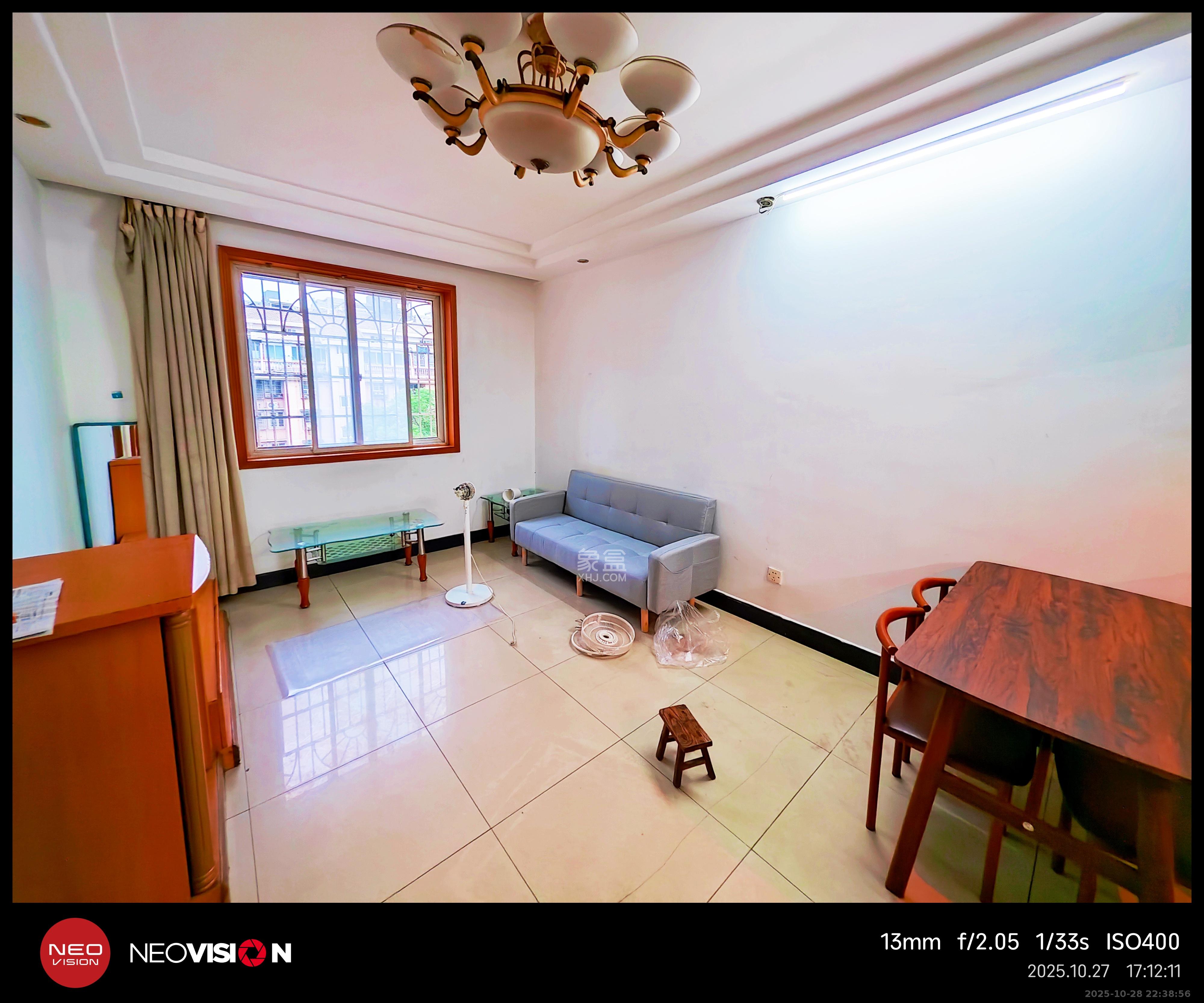 新桥沁园(银港农贸市场) 2室2厅1卫 1100.0元/月 新桥沁园(银港农贸市场) 2室2厅1卫 1100.0元/月室内图