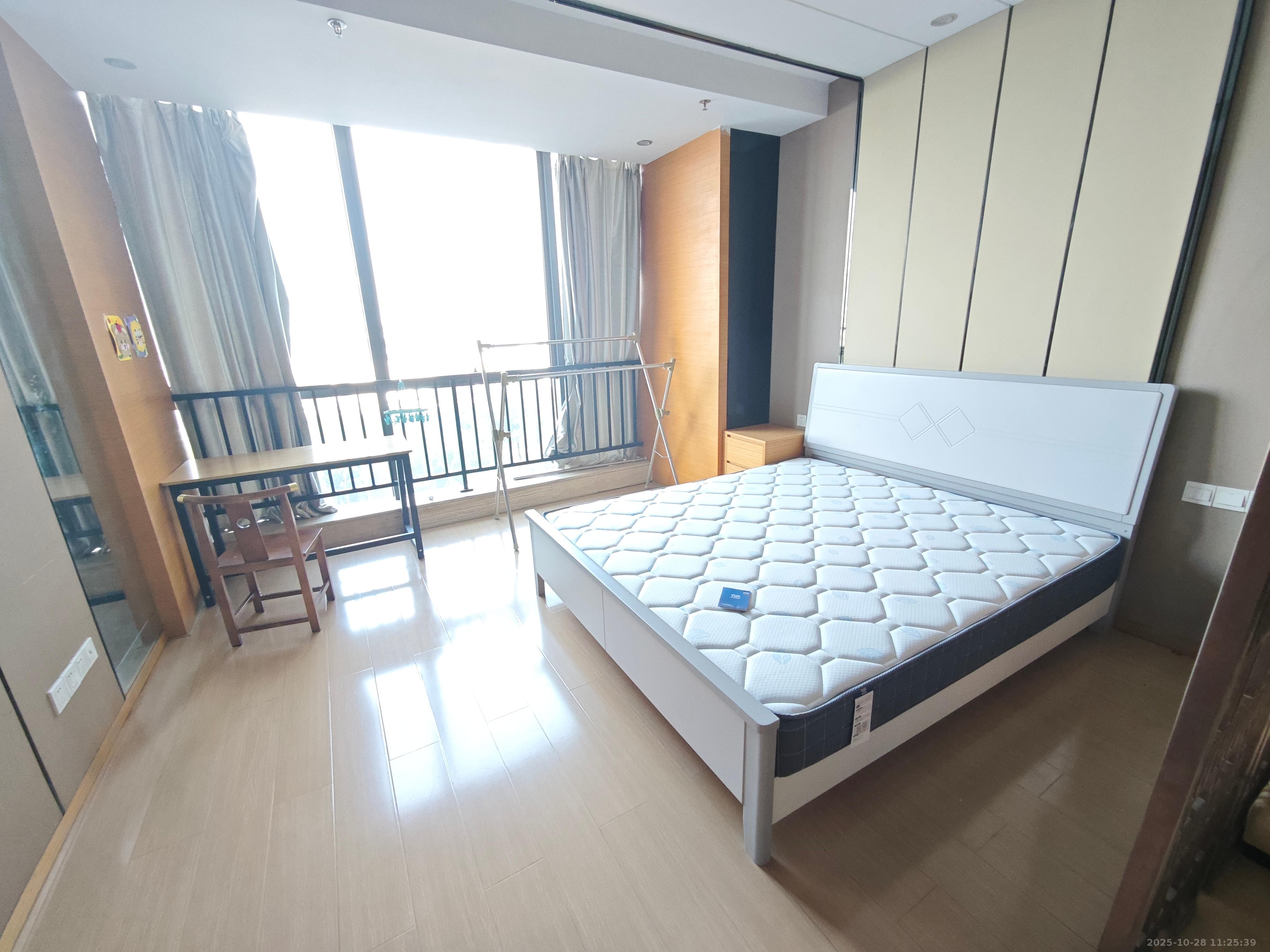 银天国际  1室1厅1卫    1200.0元/月室内图