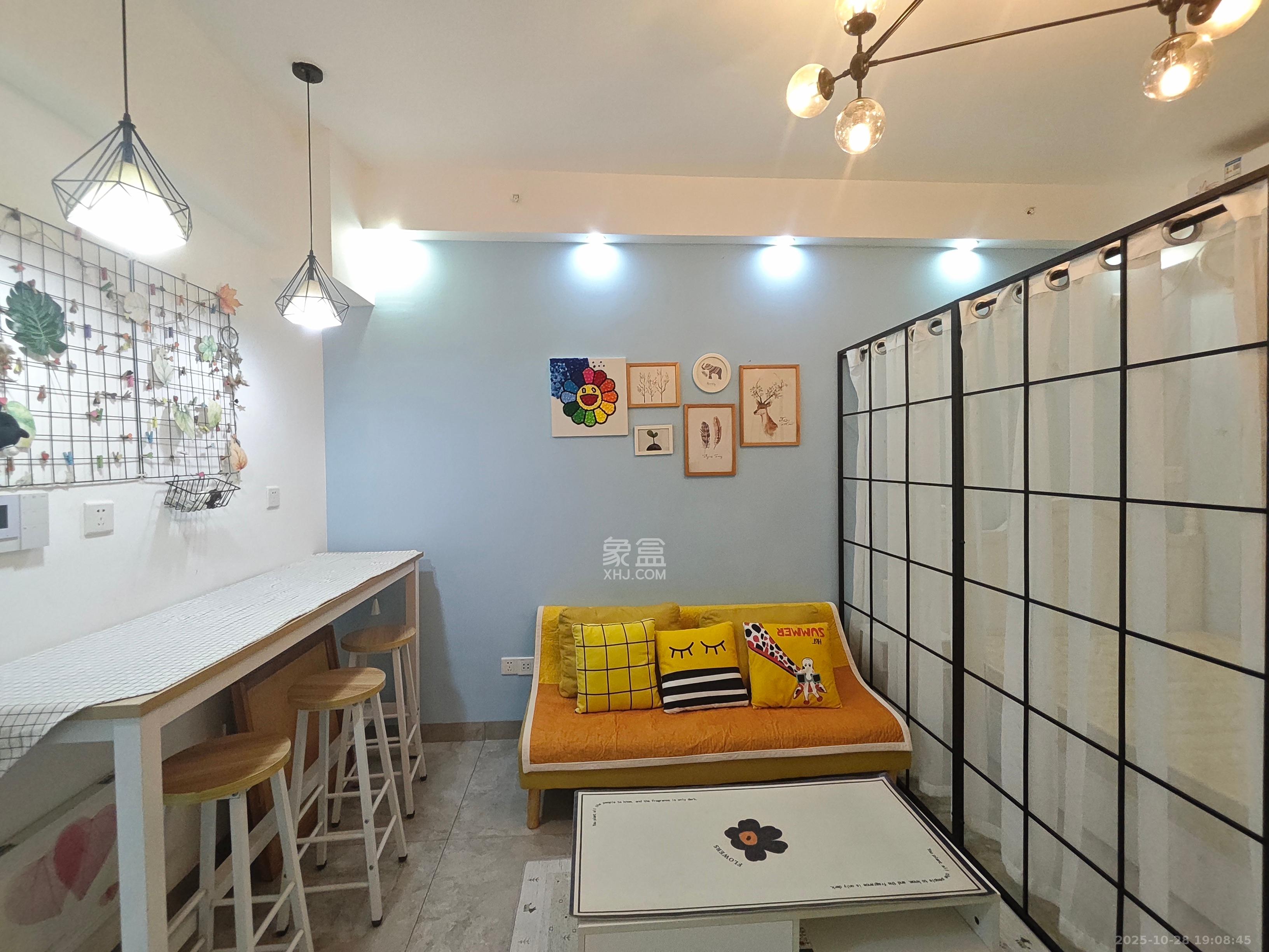 滨江一号（丰泰花园）  1室1厅1卫    1700.0元/月室内图