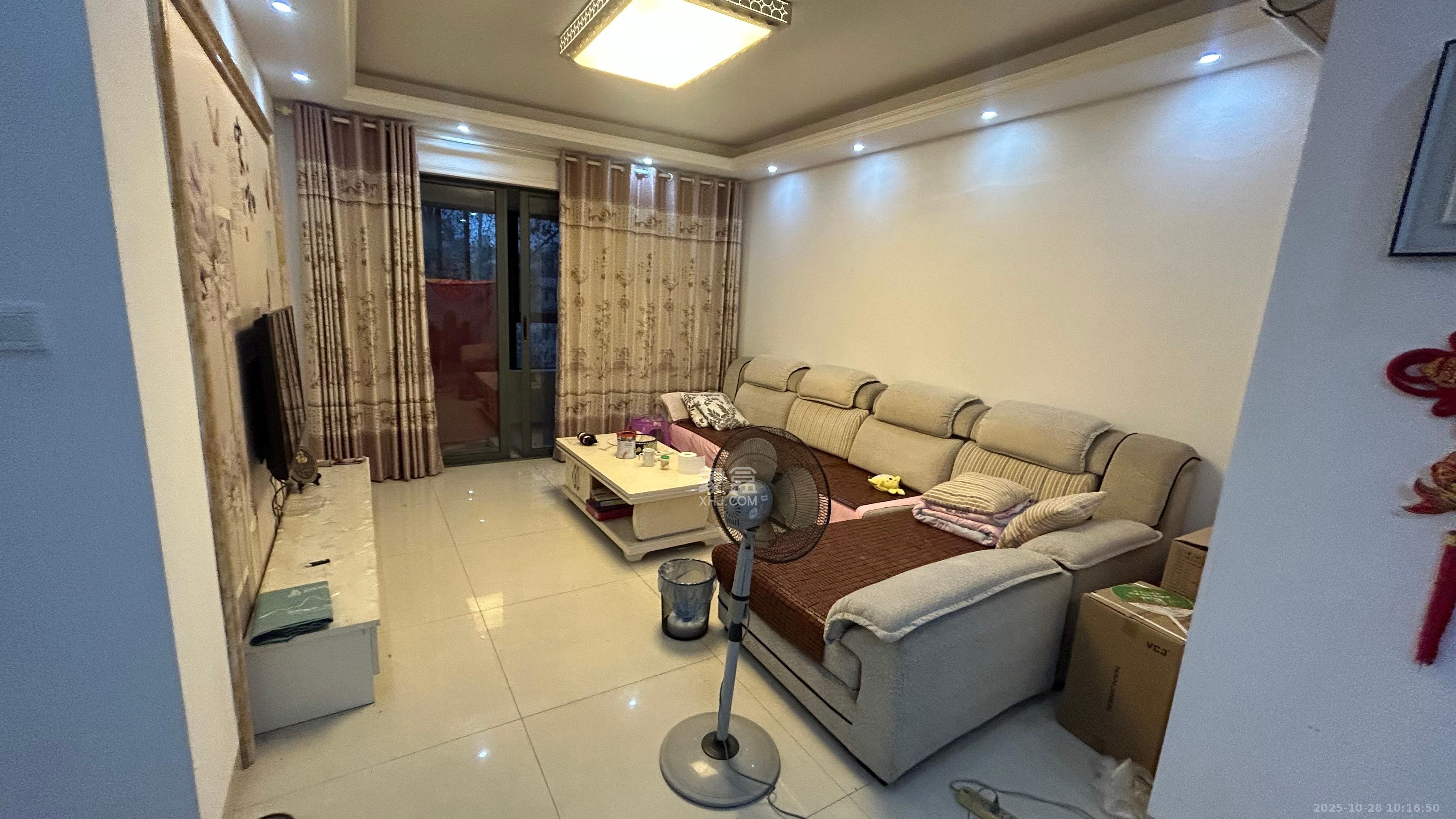 和美星城  2室2厅1卫    1600.0元/月