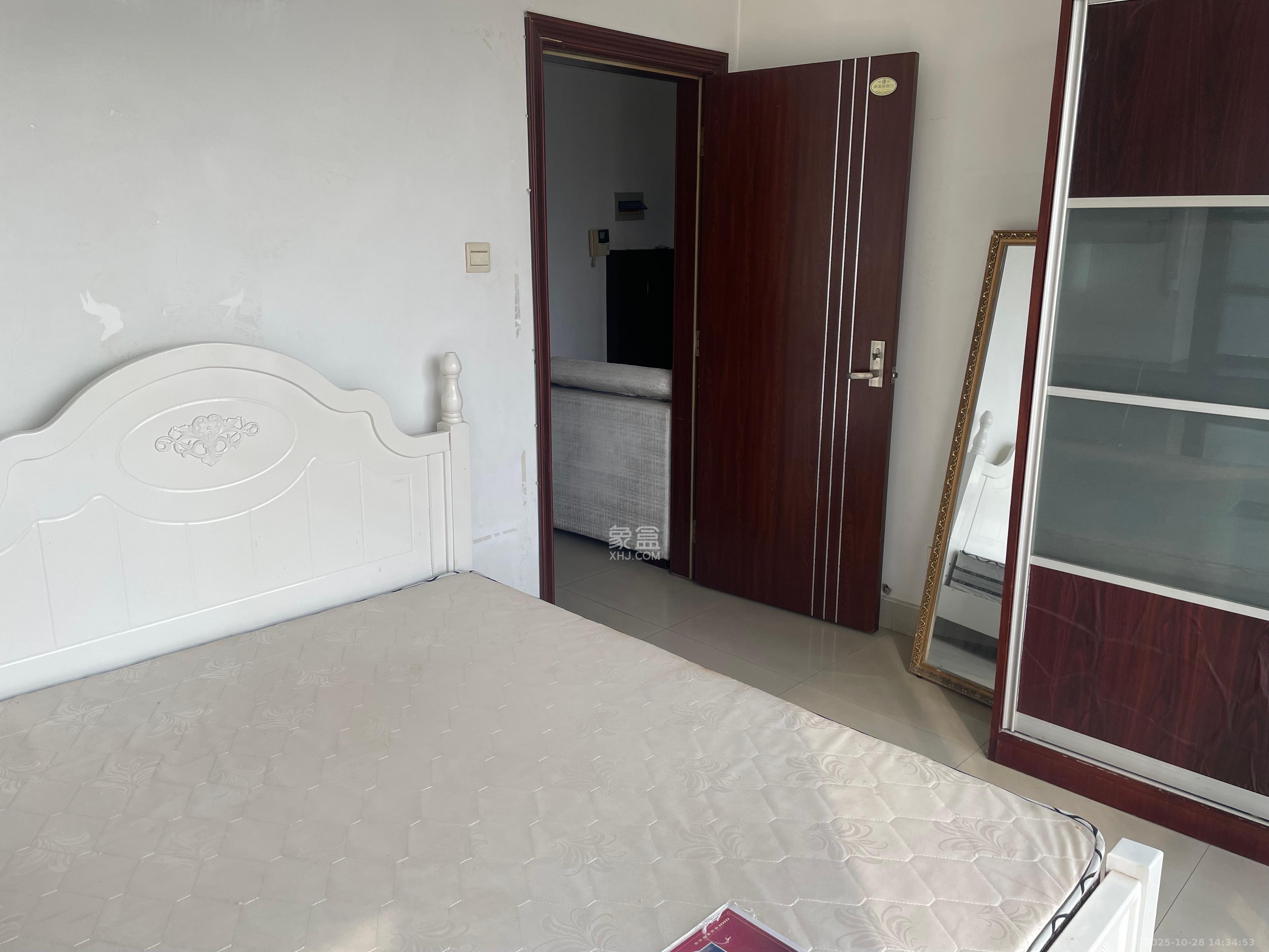 新楚天扶华庭 2室2厅1卫 2400.0元/月 新楚天扶华庭 2室2厅1卫 2400.0元/月室内图