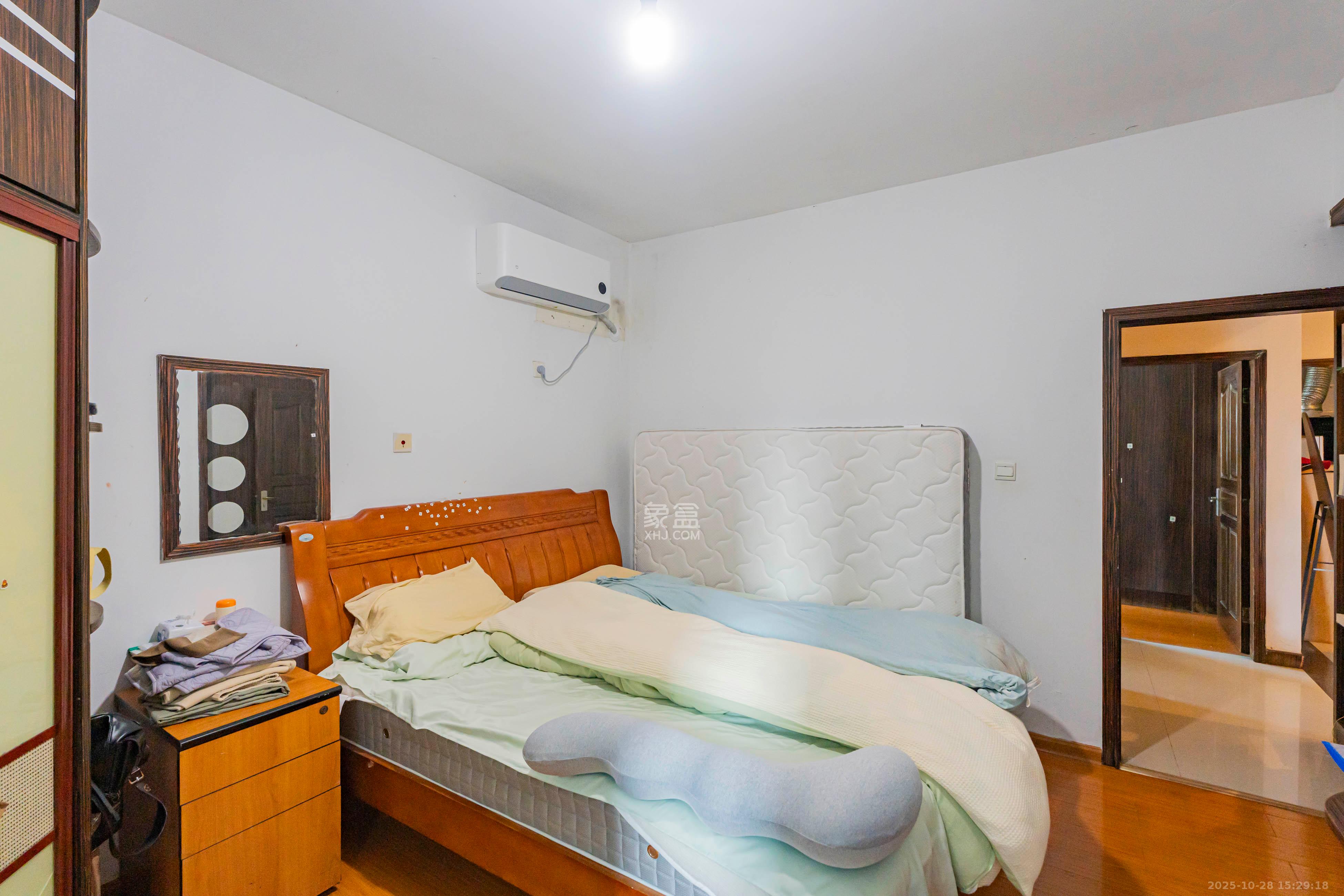 华盛新外滩 2室1厅1卫 106.0万 华盛新外滩 2室1厅1卫 106.0万卧室