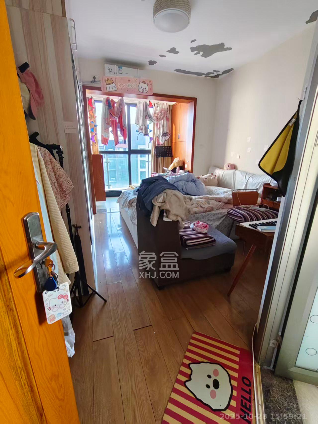 高鑫麓城  3室2厅2卫    2400.0元/月 高鑫麓城  3室2厅2卫    2400.0元/月室内图