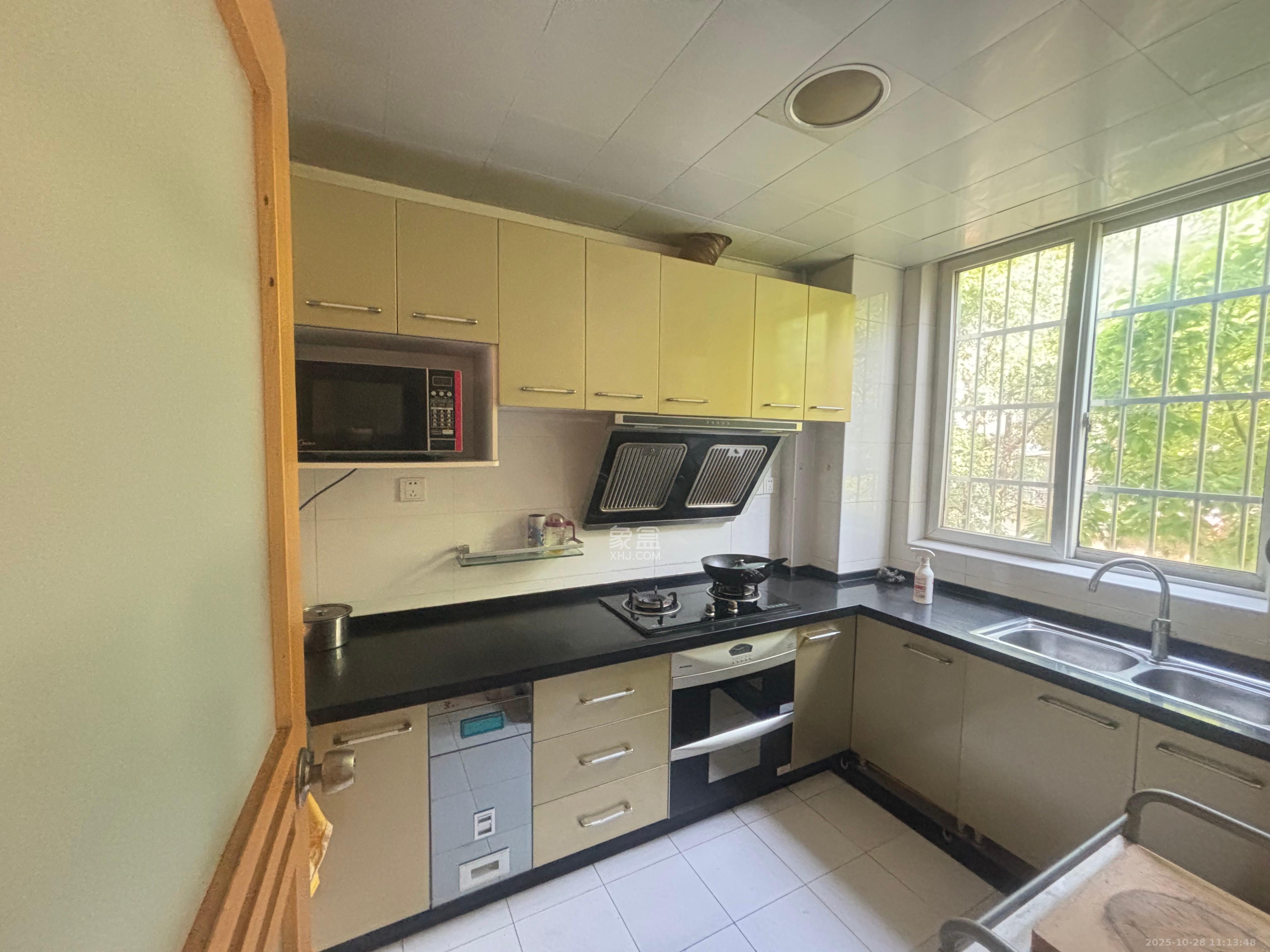 鄱阳小区  1室0厅0卫    1500.0元/月室内图