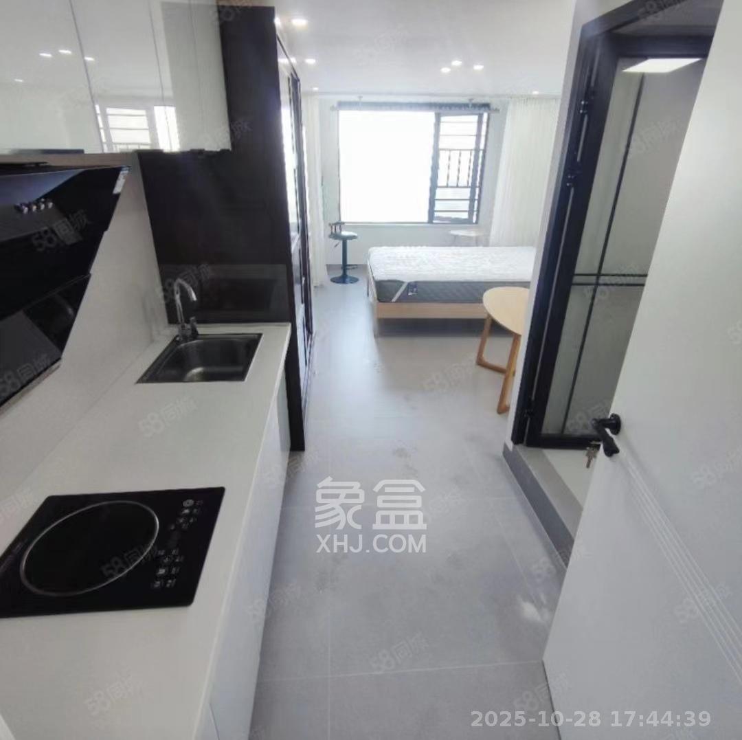 梅溪悦章  1室1厅1卫    1400.0元/月 梅溪悦章  1室1厅1卫    1400.0元/月室内图