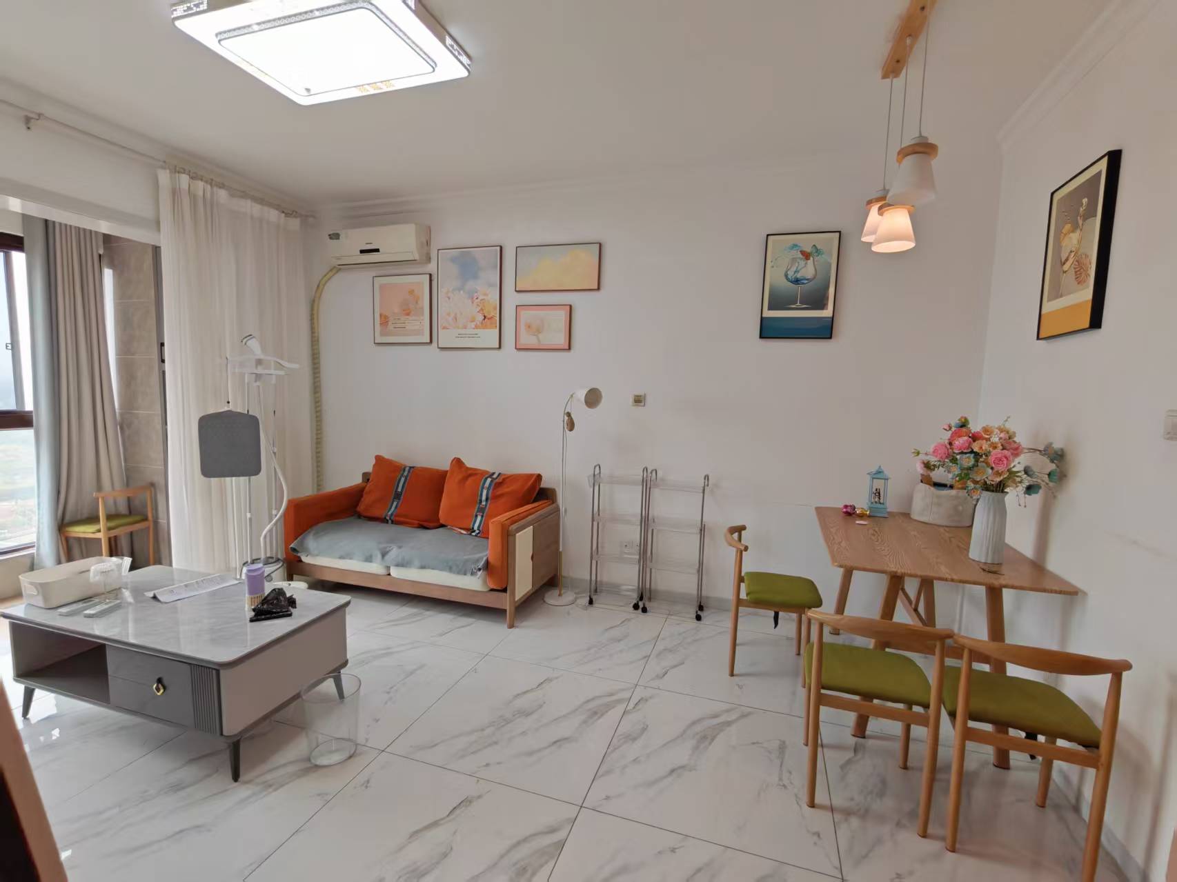 华耀碧桂园十里江湾誉峯 2室1厅1卫 1900.0元/月 华耀碧桂园十里江湾誉峯 2室1厅1卫 1900.0元/月小区图