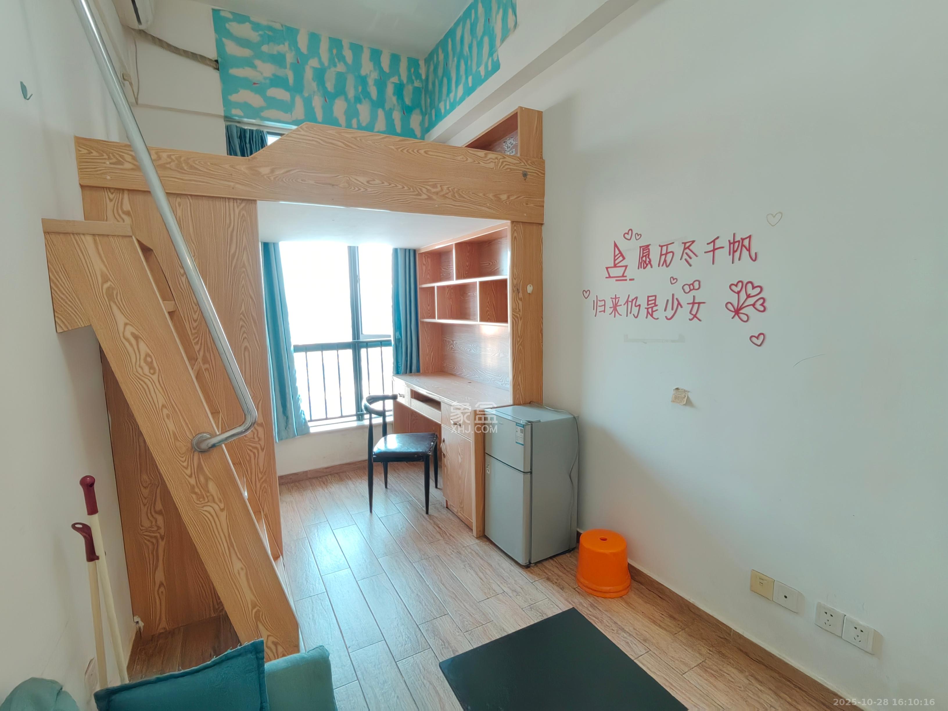 叠彩兰亭  1室1厅1卫    1200.0元/月 叠彩兰亭  1室1厅1卫    1200.0元/月室内图