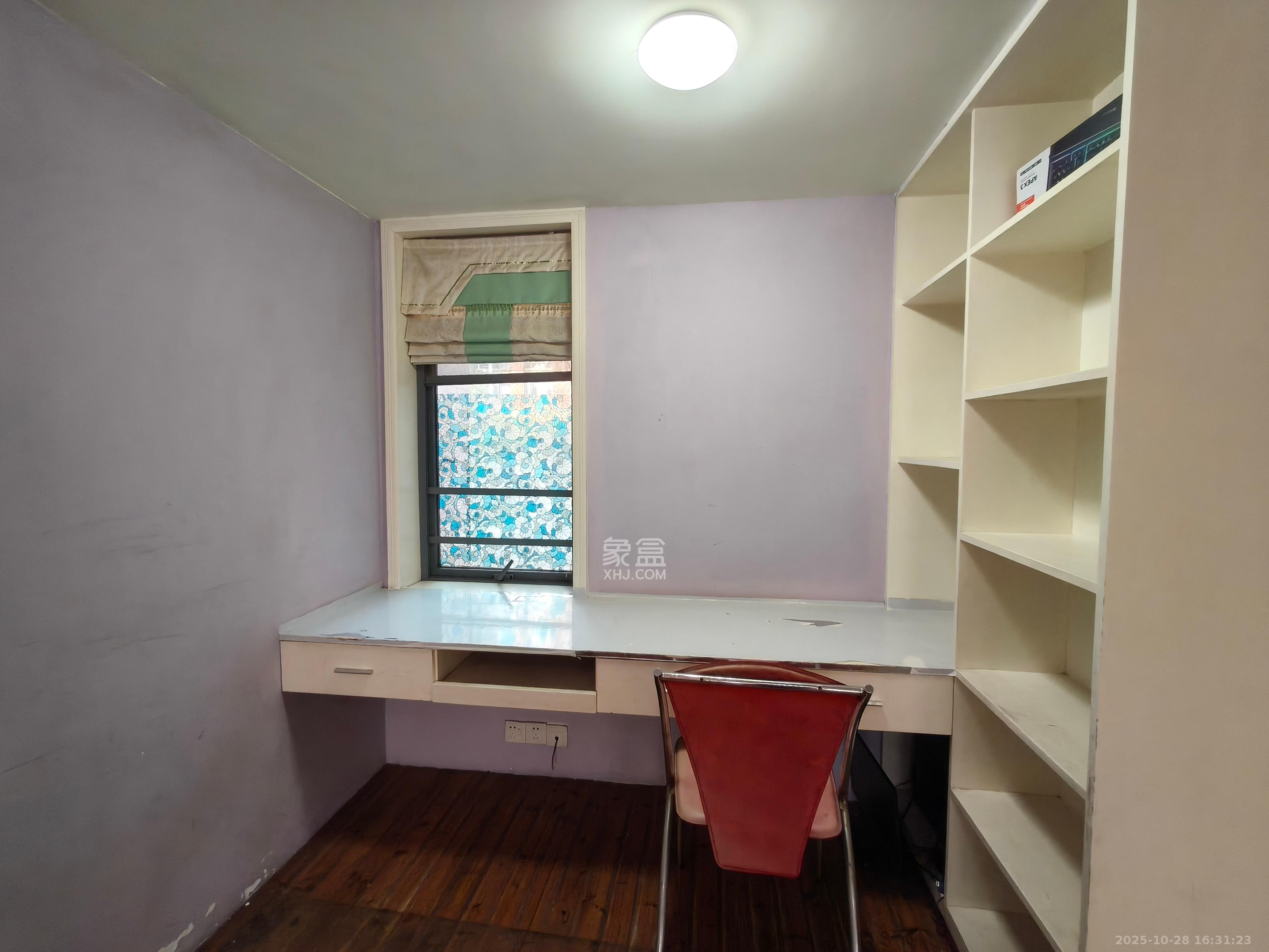 奥林匹克花园  3室2厅2卫    2300.0元/月室内图