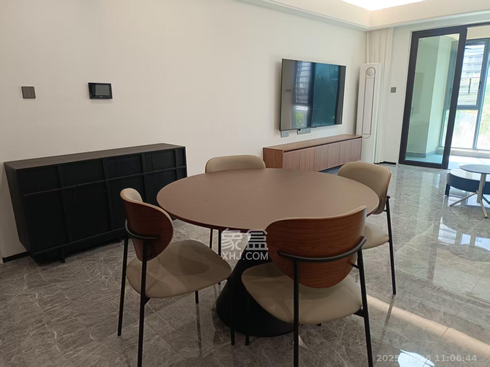 万科天空之境  3室1厅2卫    2600.0元/月室内图