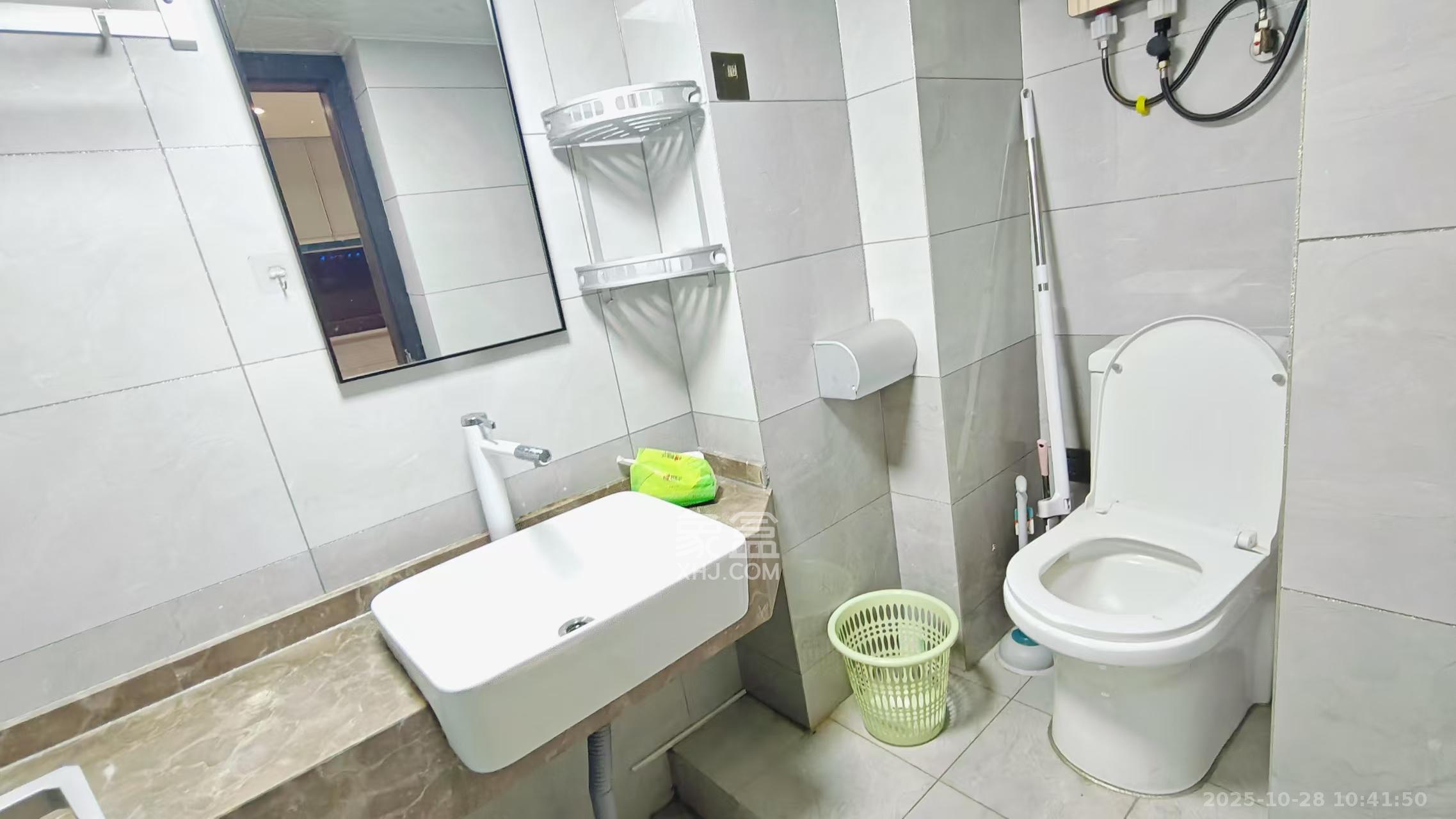 海伦春天  2室1厅1卫    1600.0元/月室内图