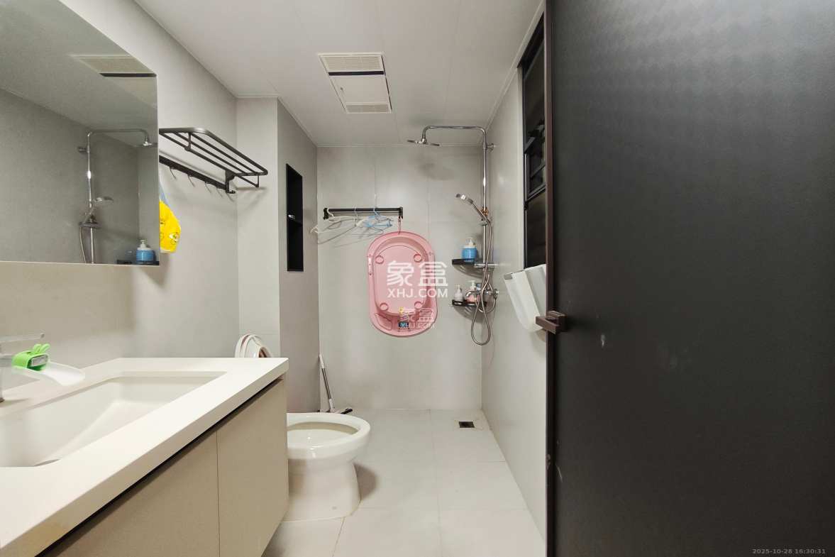 碧桂园智慧城市 3室2厅2卫 2400.0元/月 碧桂园智慧城市 3室2厅2卫 2400.0元/月室内图