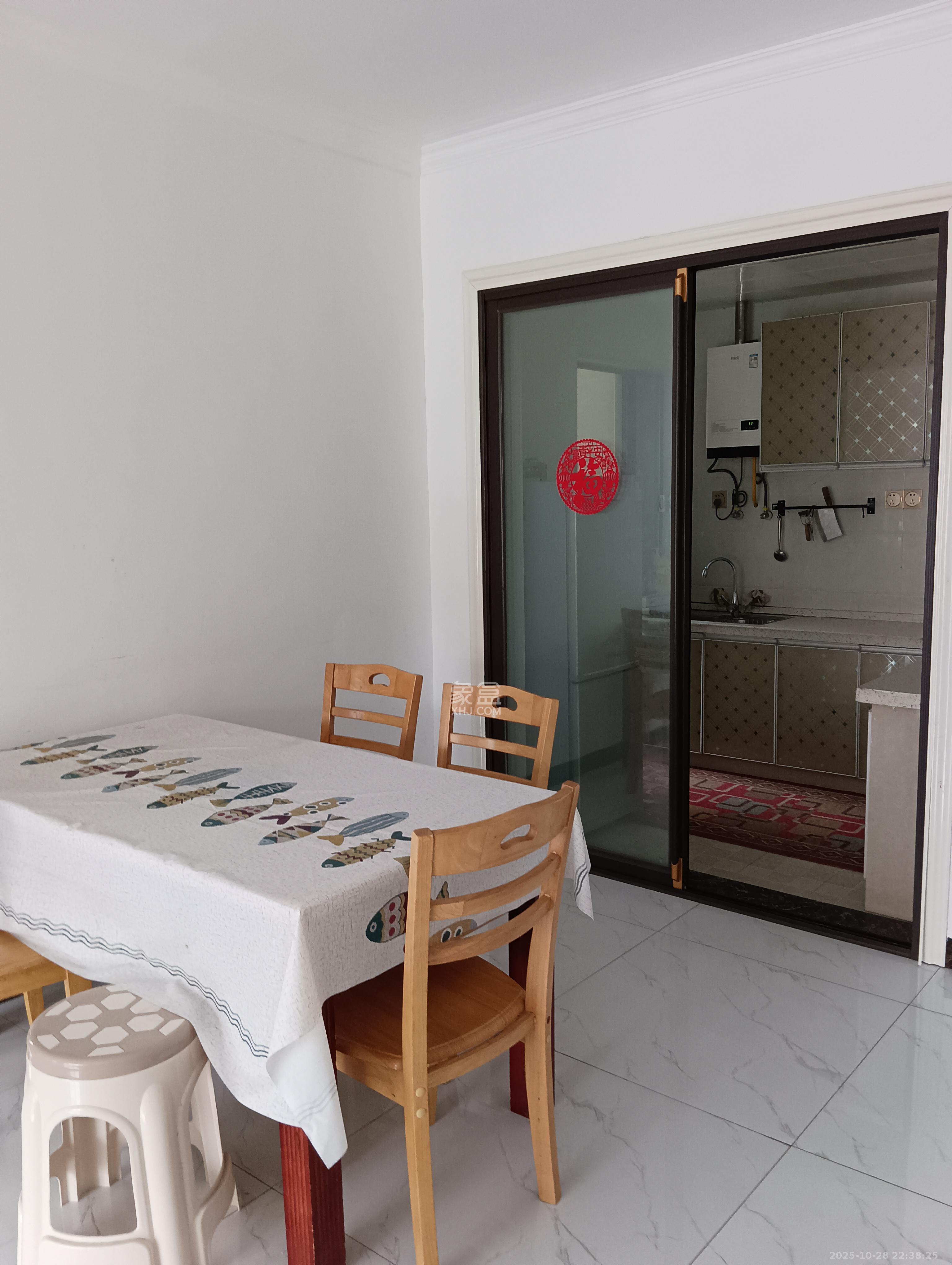 润和又一城 3室2厅1卫 1800.0元/月 润和又一城 3室2厅1卫 1800.0元/月室内图