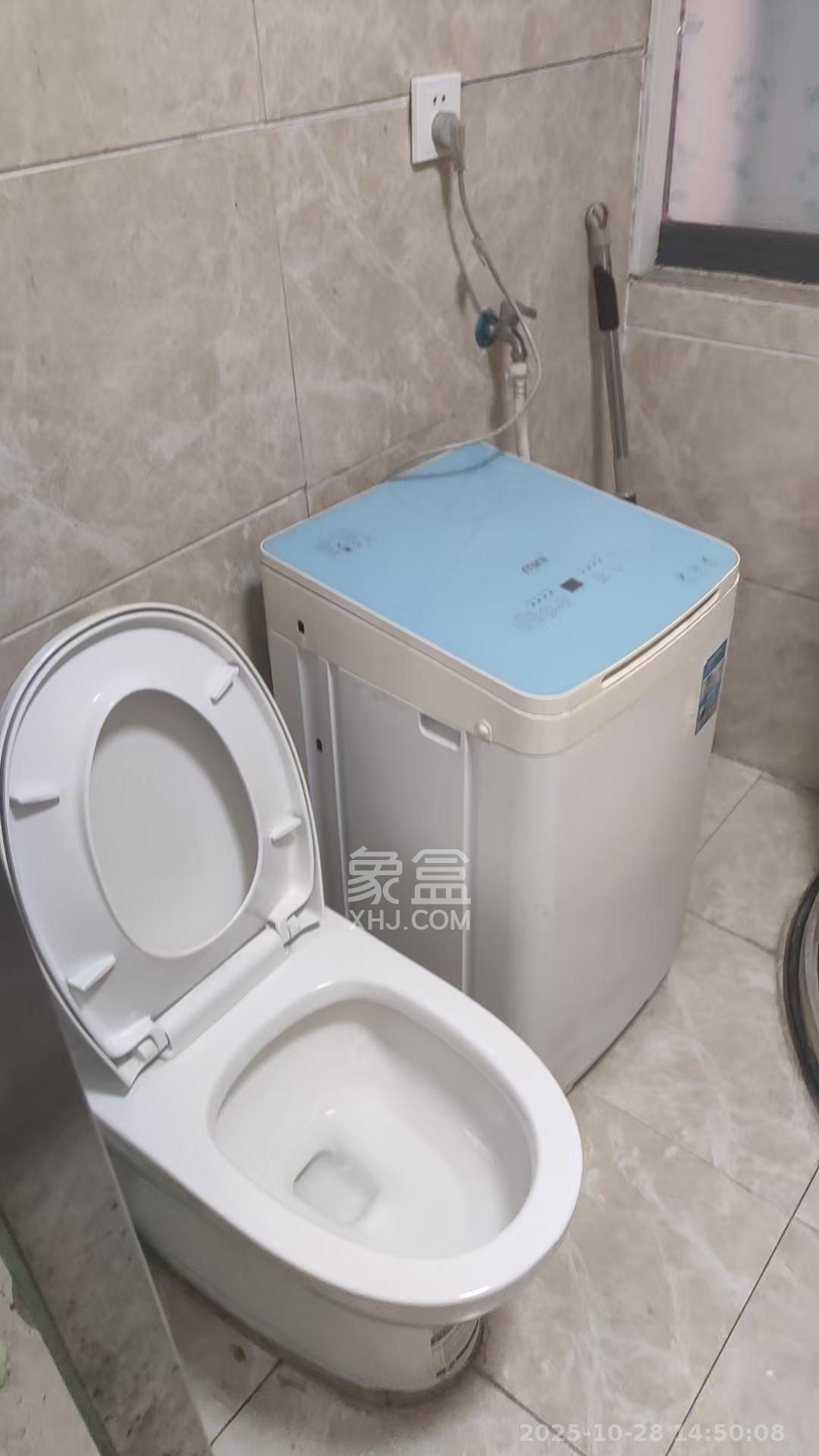 佐佑大厦  1室1厅1卫    1000.0元/月室内图