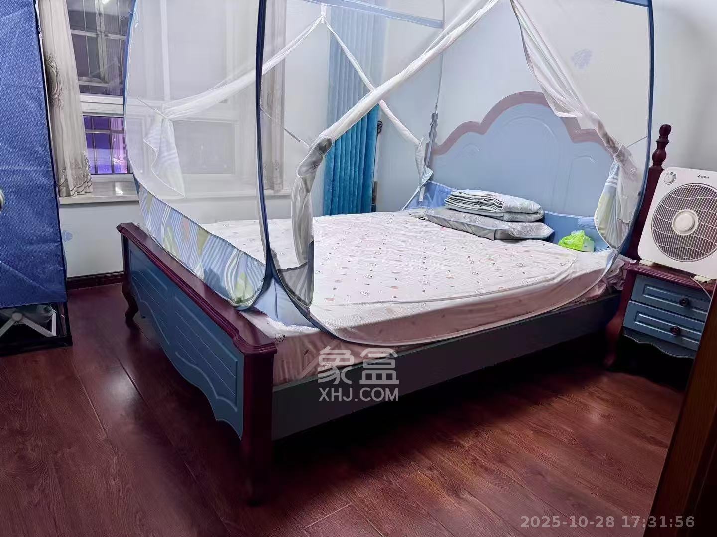 骑龙安置小区  3室2厅2卫    2500.0元/月 骑龙安置小区  3室2厅2卫    2500.0元/月室内图