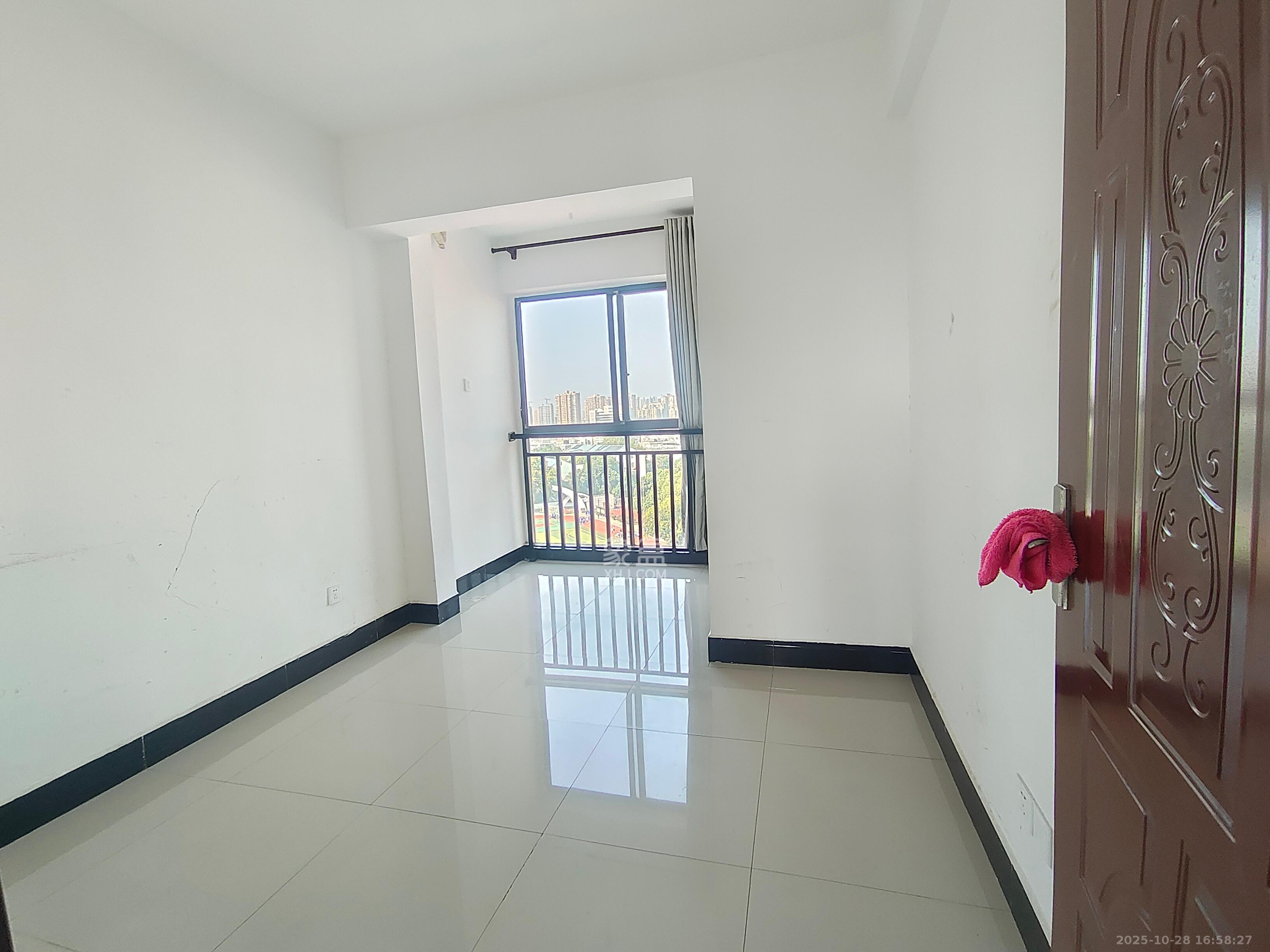 加加大街（华景苑）  2室1厅1卫    2000.0元/月室内图